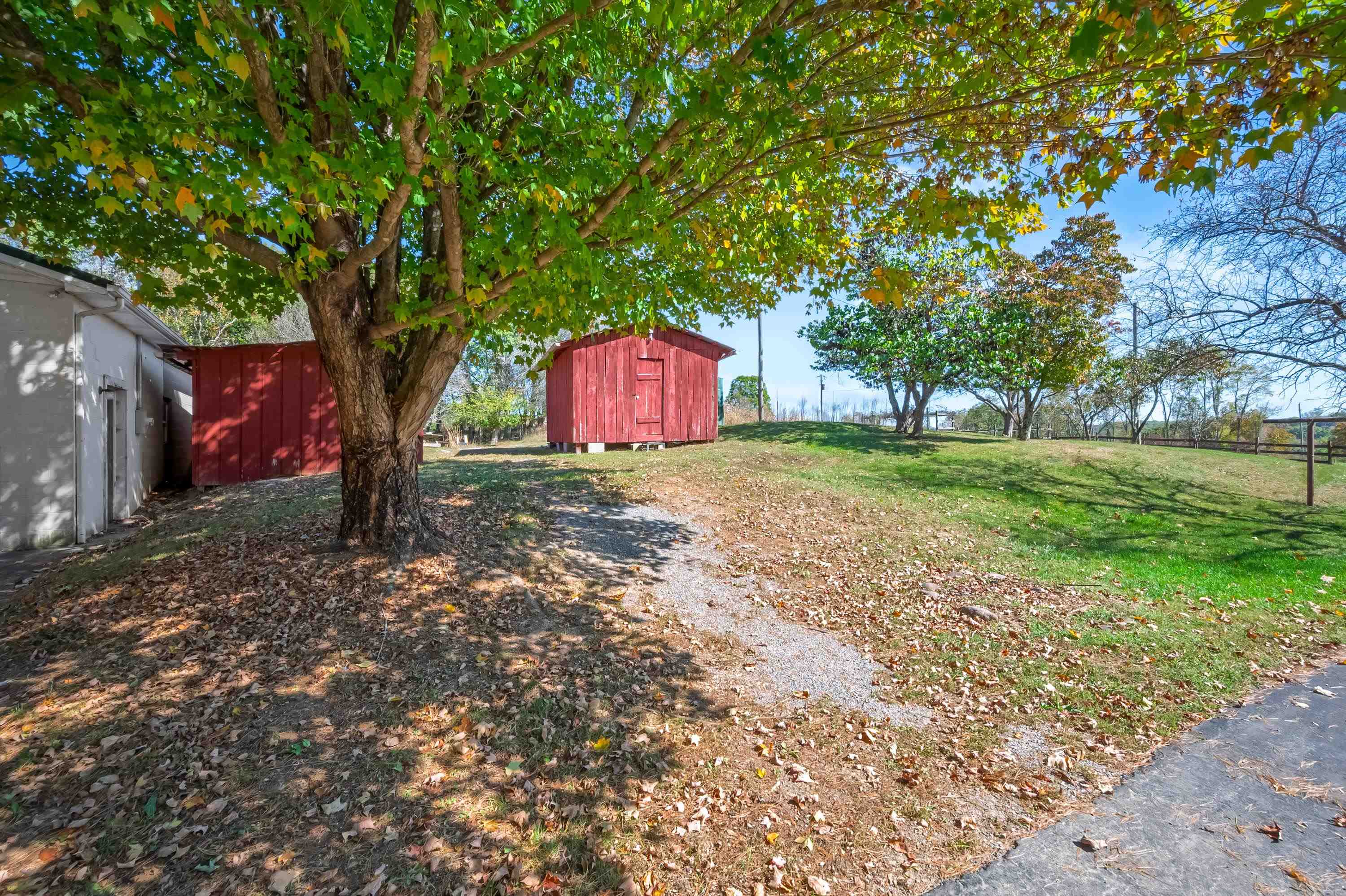 207 Broad Hollow Road Pearisburg VA 24134