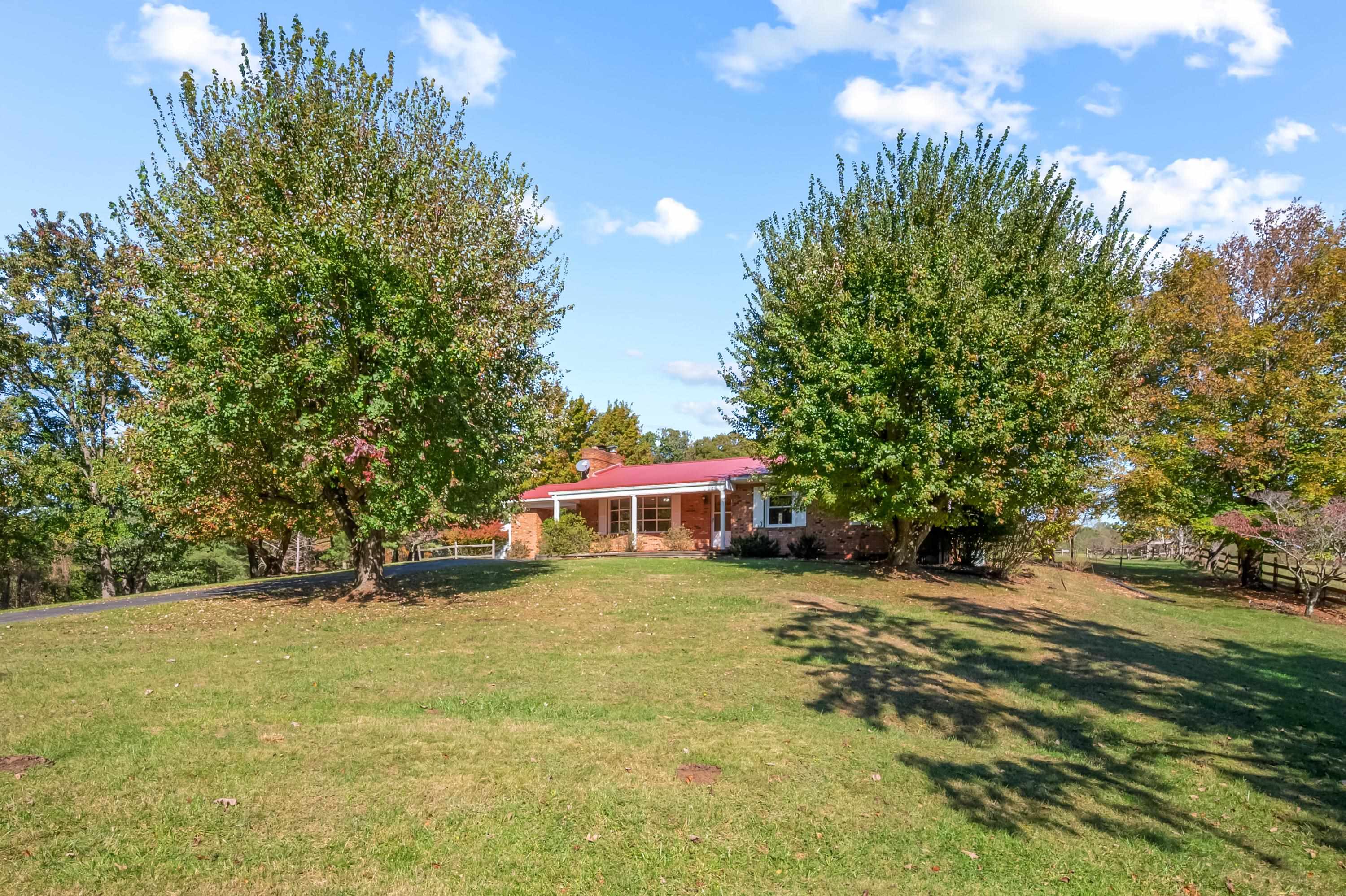 207 Broad Hollow Road Pearisburg VA 24134