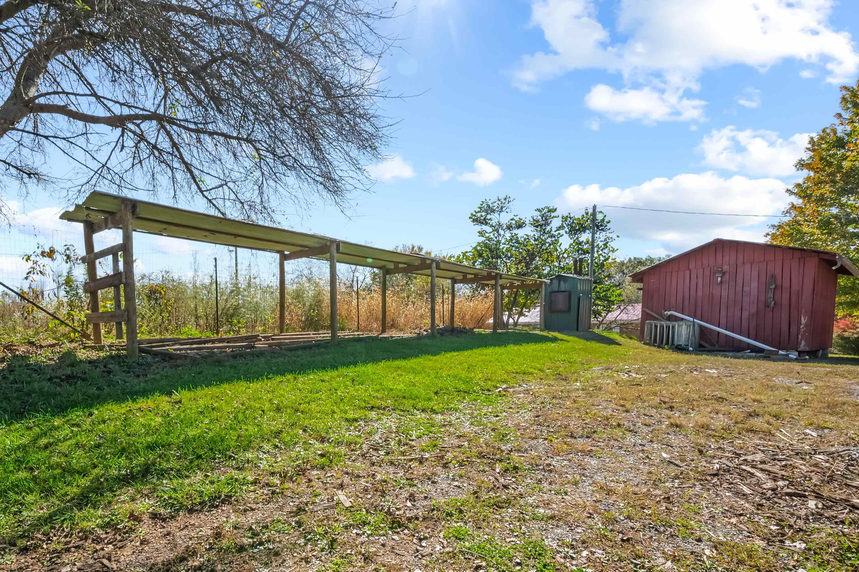 207 Broad Hollow Road Pearisburg VA 24134