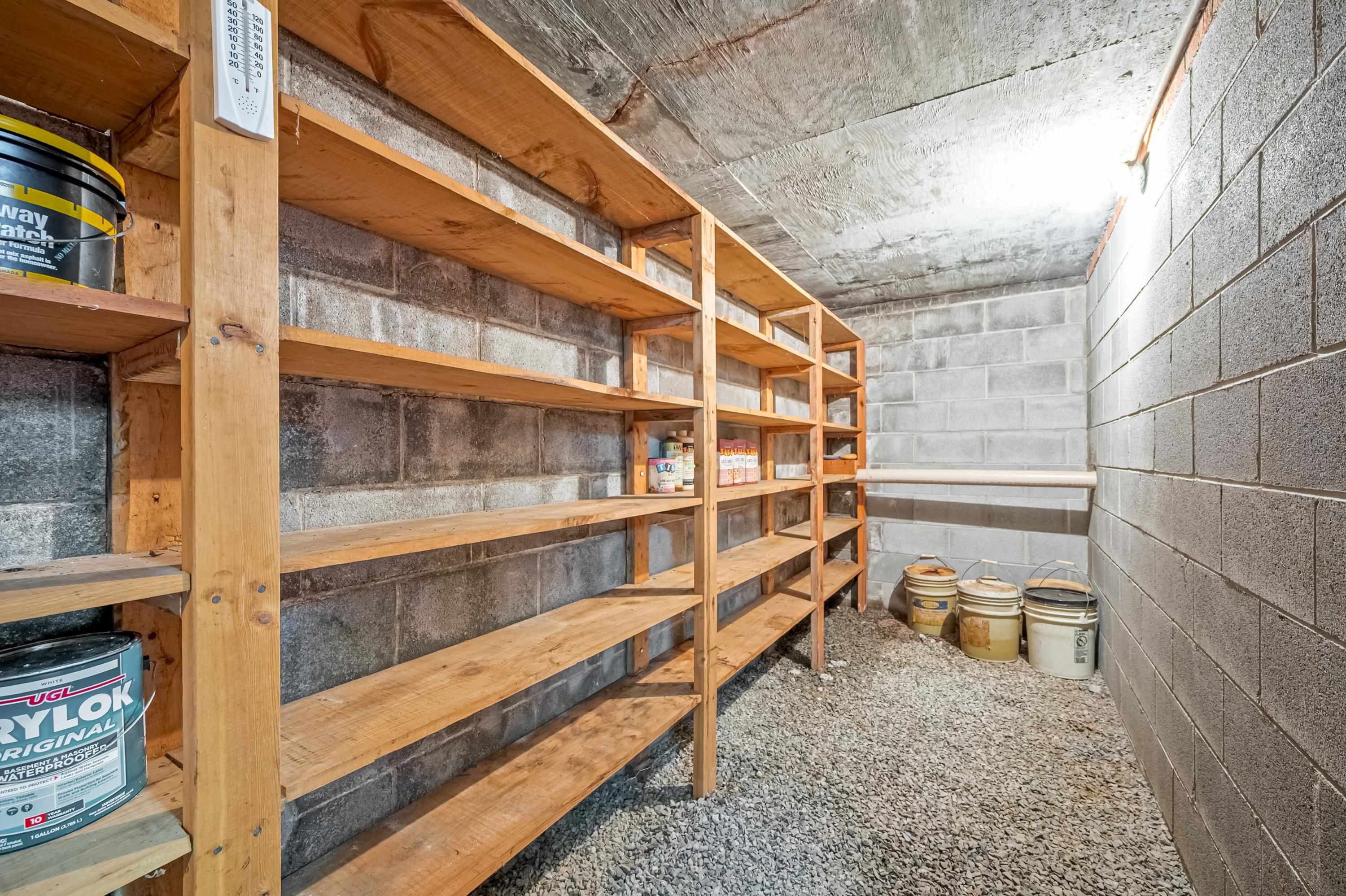 207 Broad Hollow Road Pearisburg VA 24134