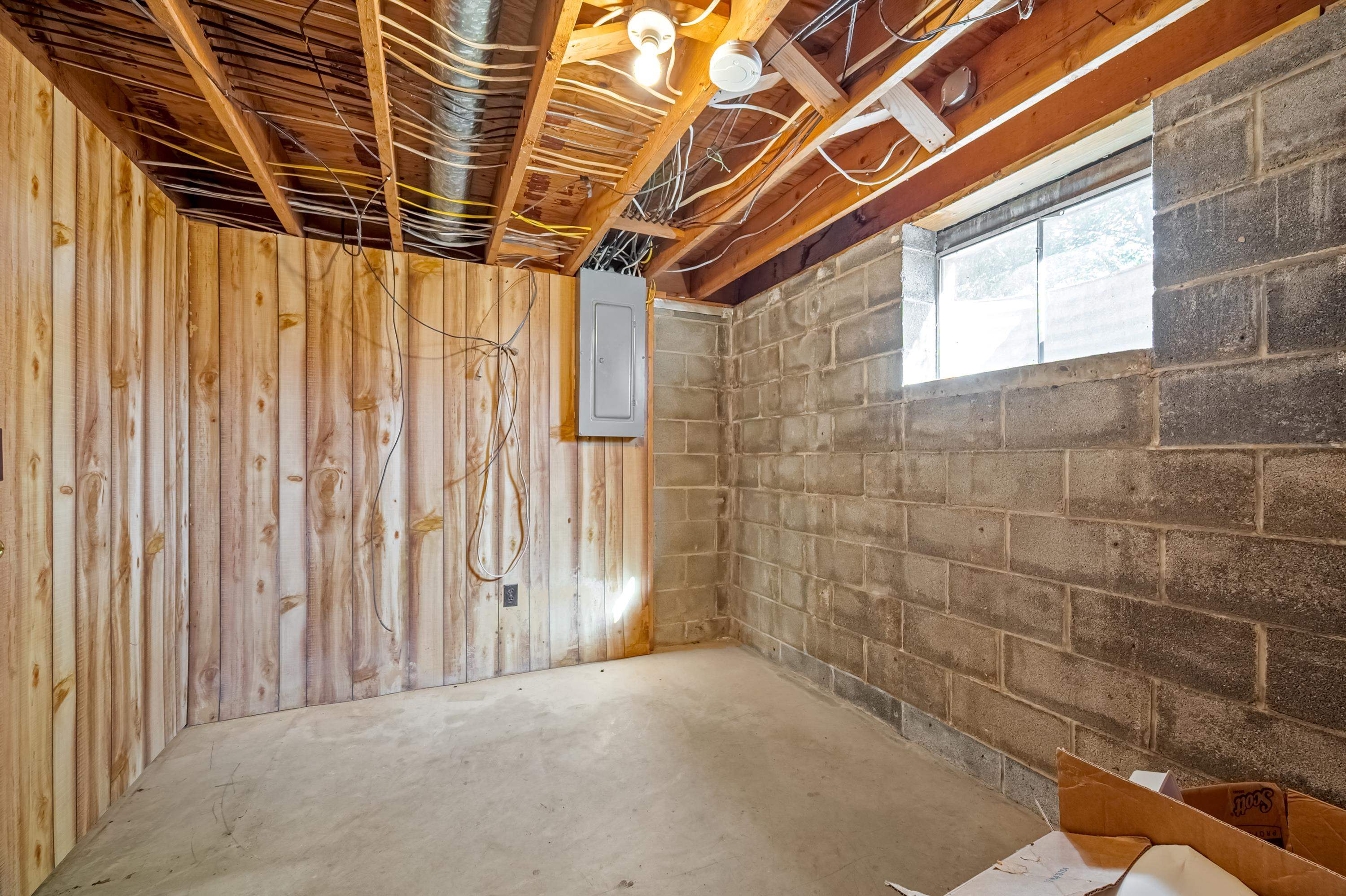 207 Broad Hollow Road Pearisburg VA 24134