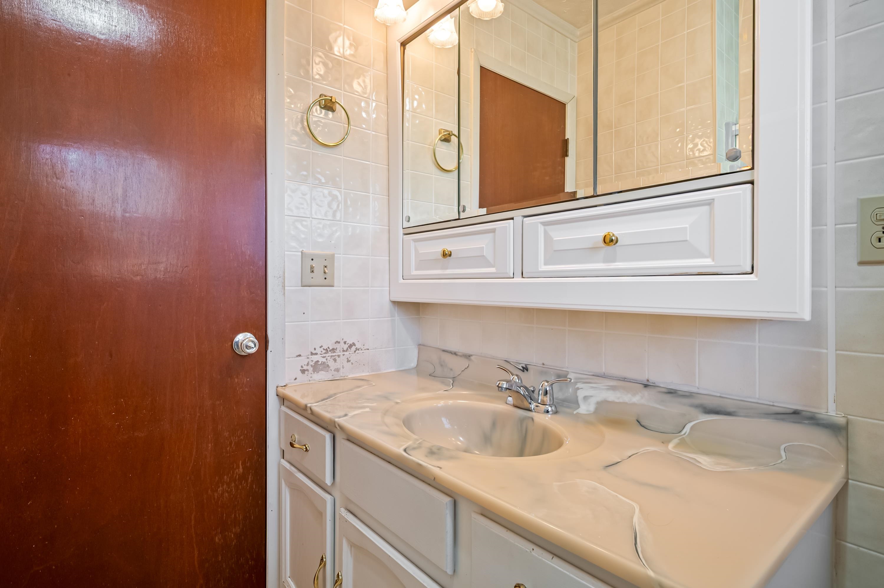 207 Broad Hollow Road Pearisburg VA 24134