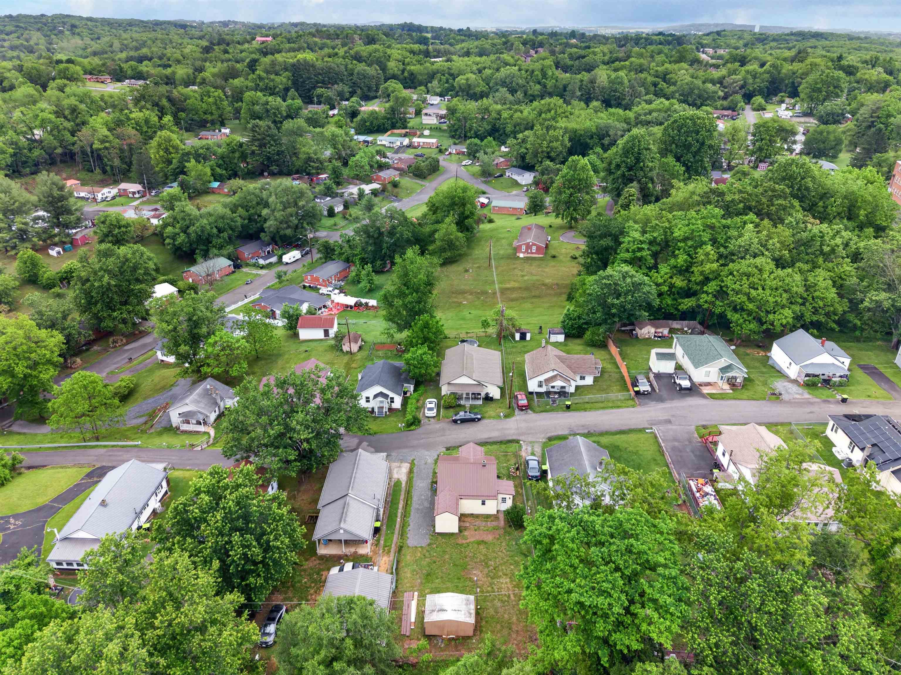 728 Elizabeth Street Pulaski VA 24301