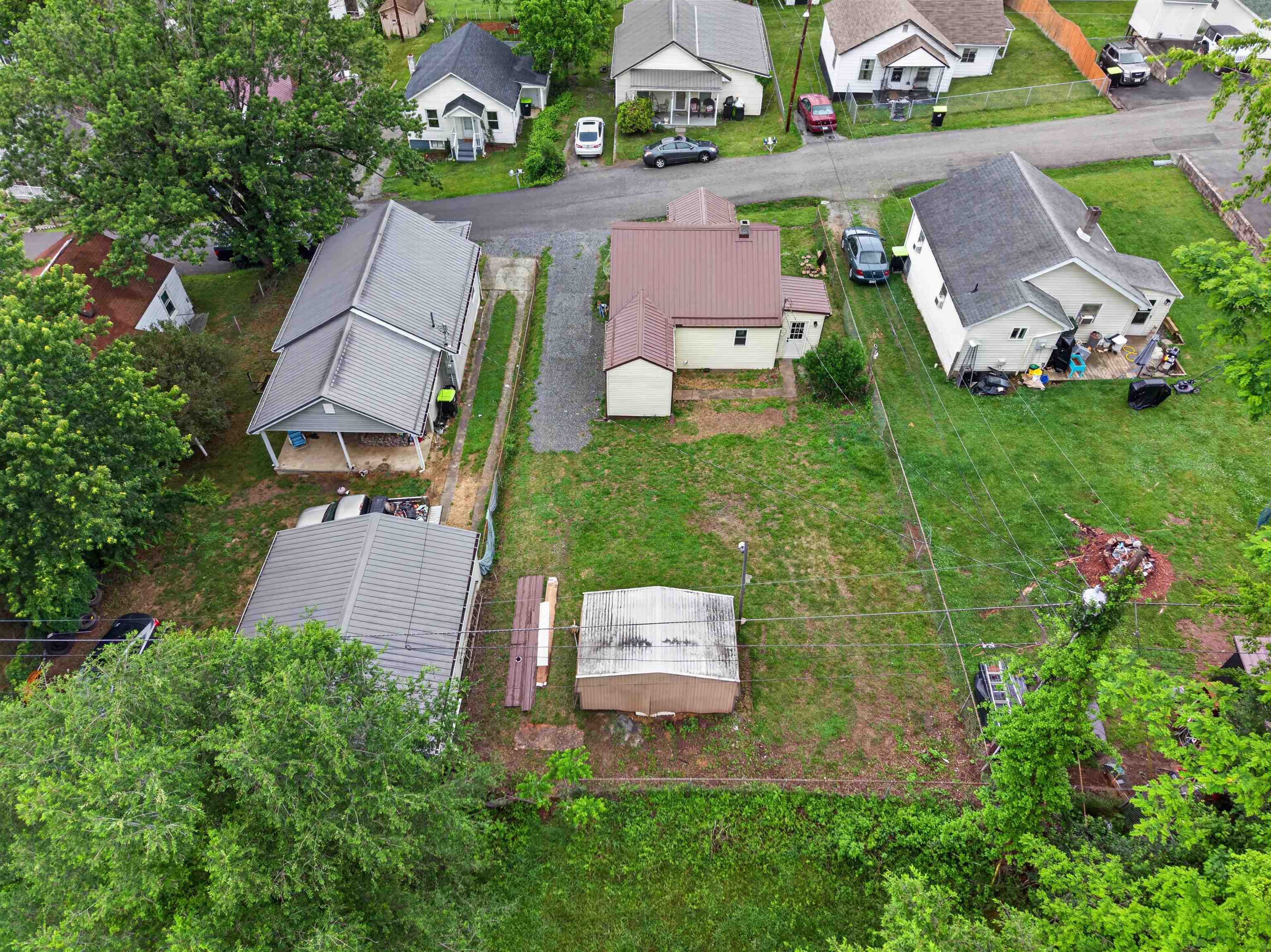 728 Elizabeth Street Pulaski VA 24301