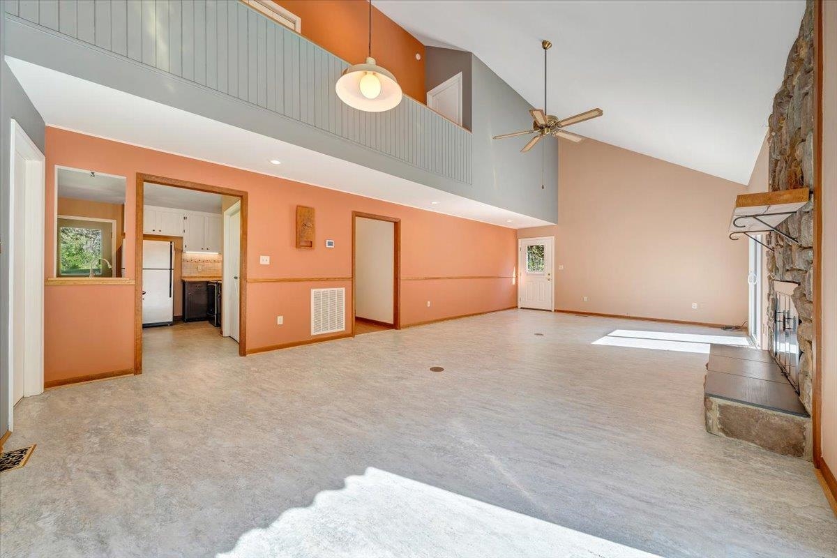 1465 Poff School Road Riner VA 24149