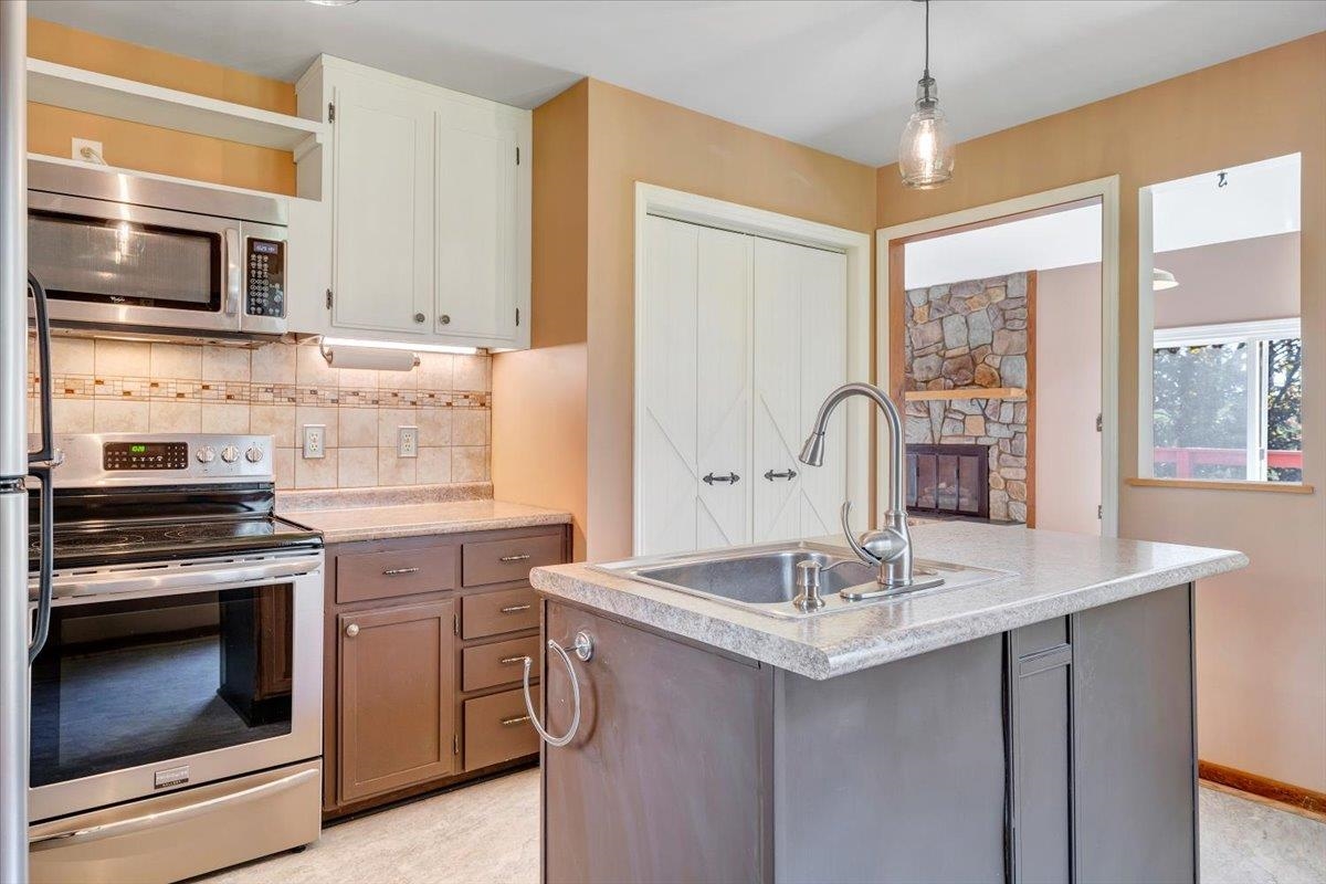 1465 Poff School Road Riner VA 24149