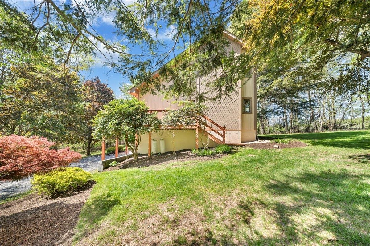 1465 Poff School Road Riner VA 24149