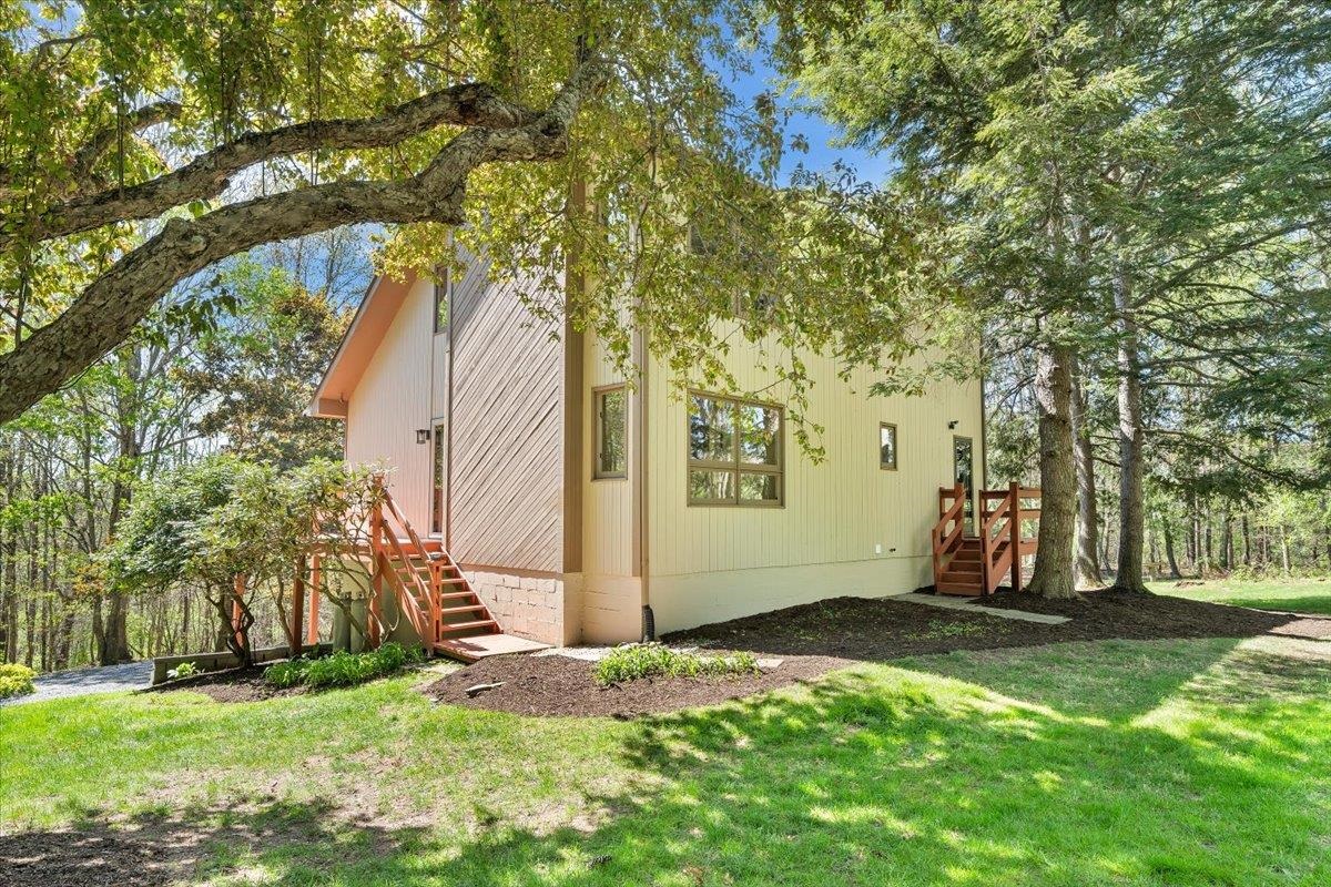 1465 Poff School Road Riner VA 24149