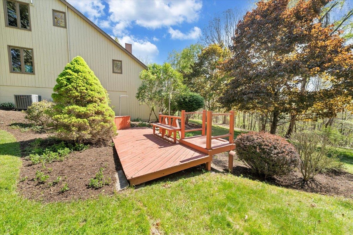 1465 Poff School Road Riner VA 24149