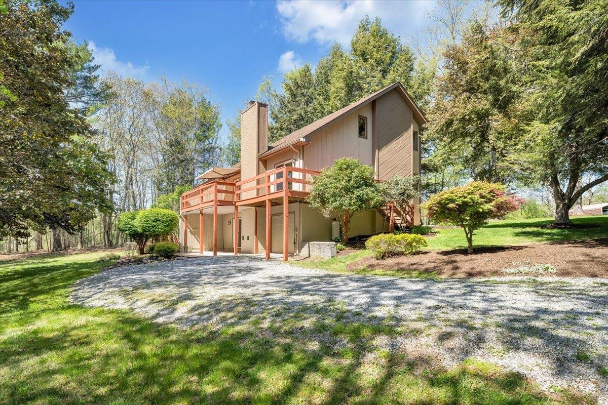 1465 Poff School Road Riner VA 24149