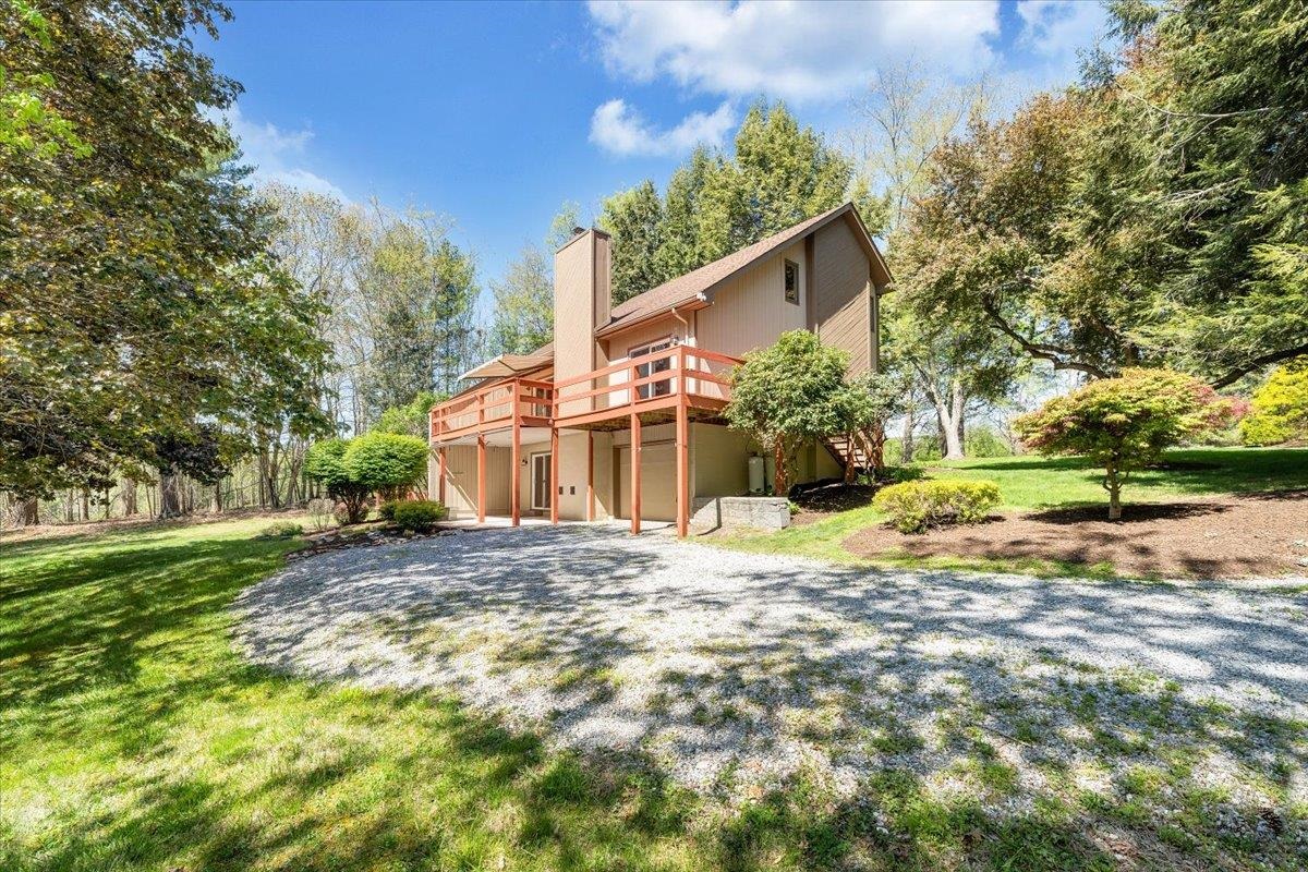 1465 Poff School Road Riner VA 24149