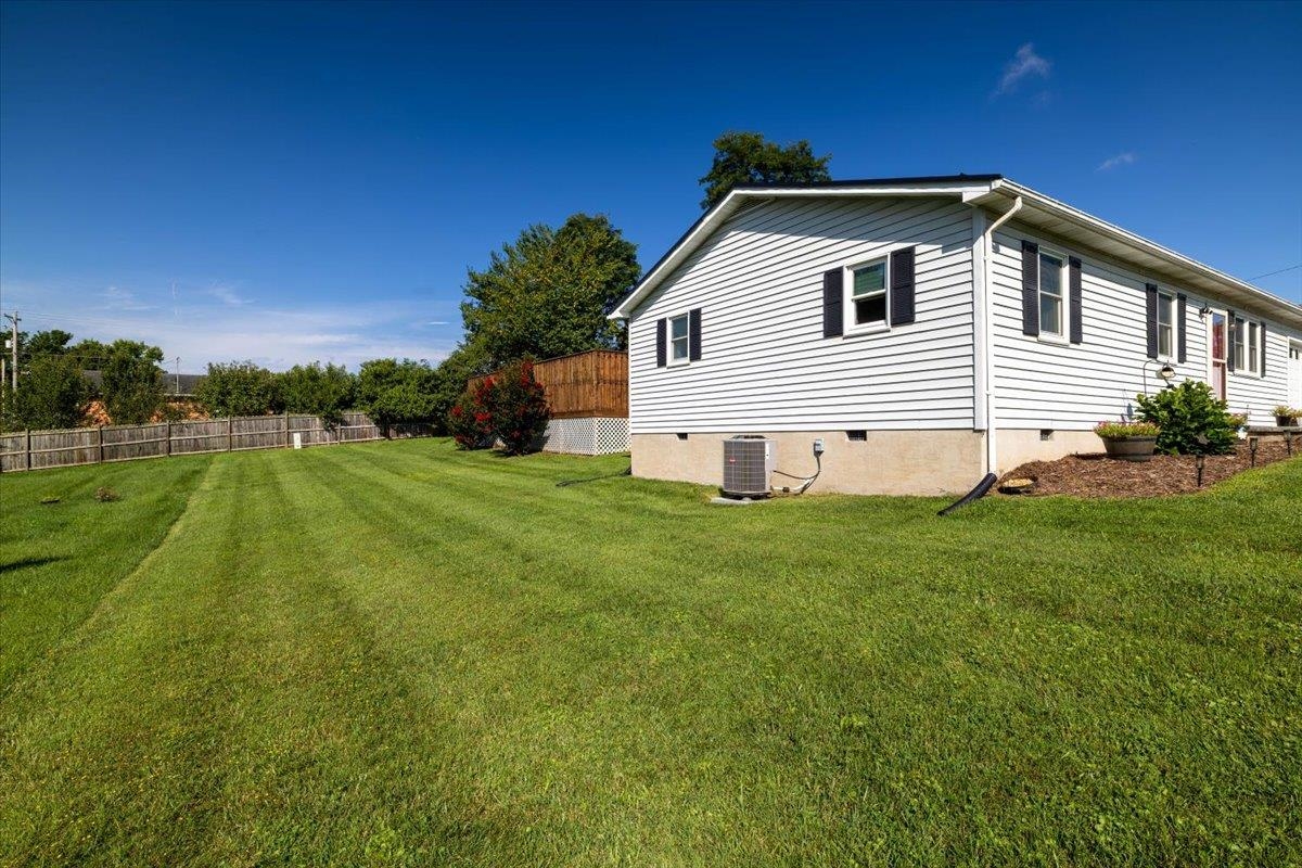 6099 Wright Avenue Dublin VA 24084