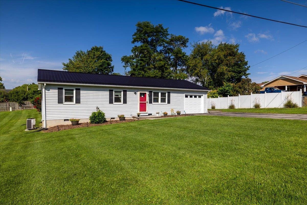 6099 Wright Avenue Dublin VA 24084