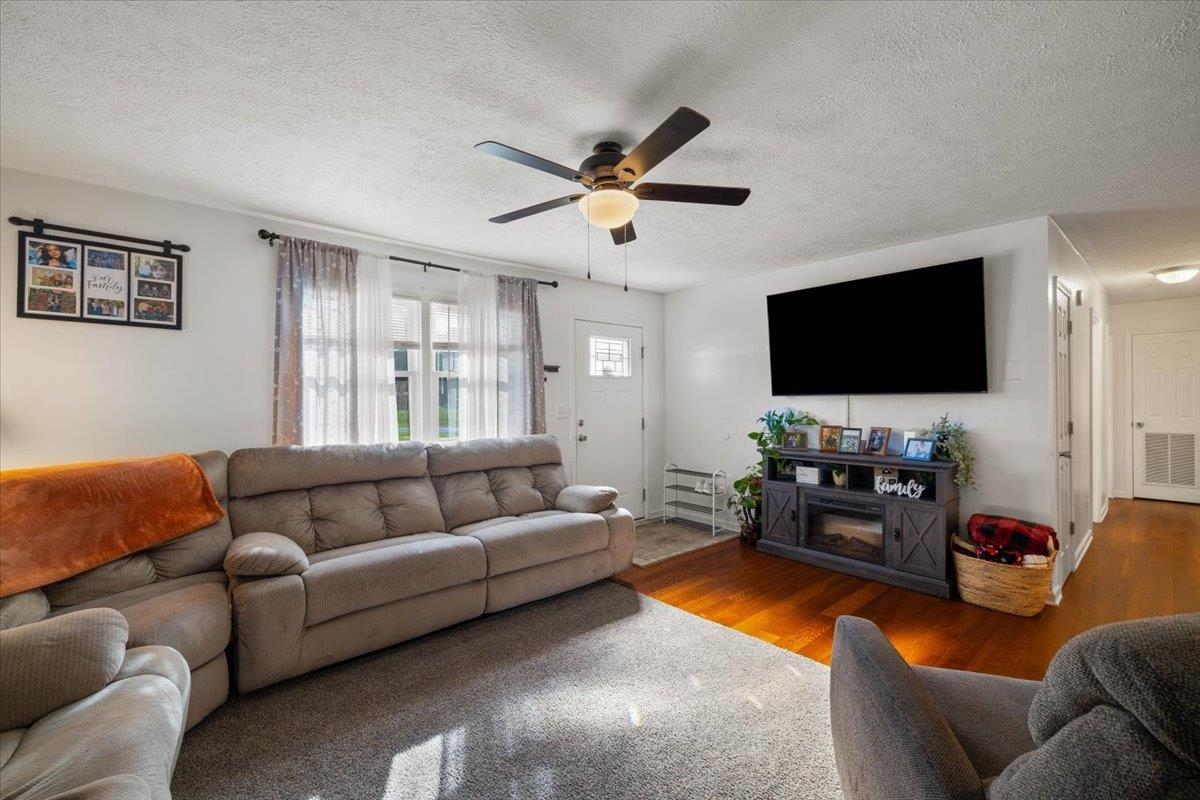 6099 Wright Avenue Dublin VA 24084