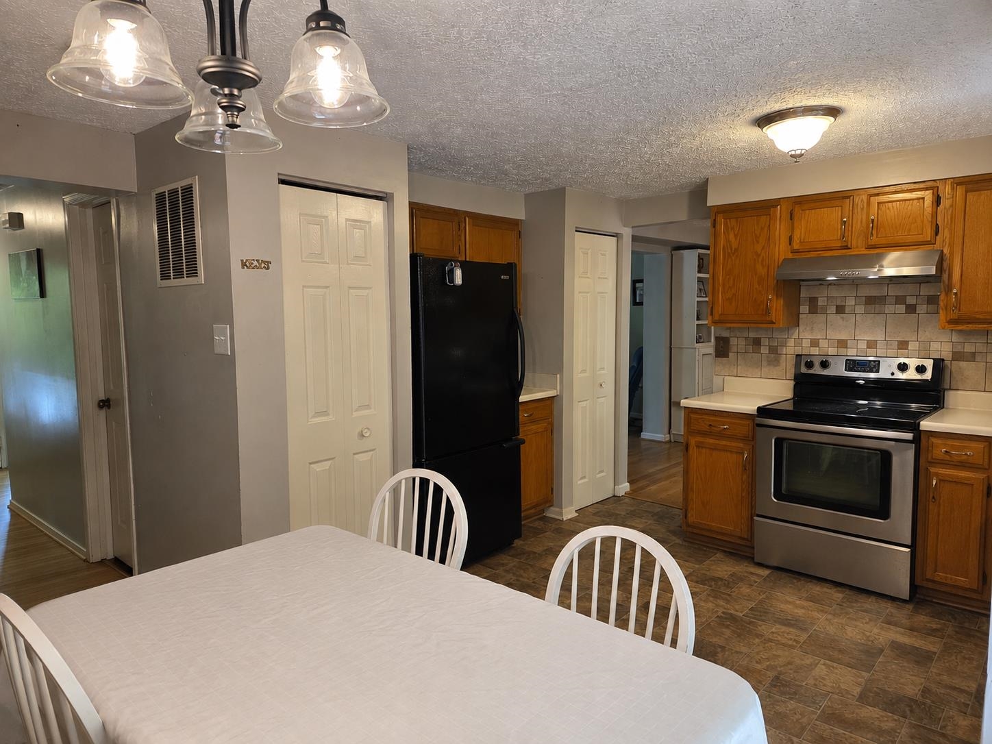 7498 James Way Radford VA 24141