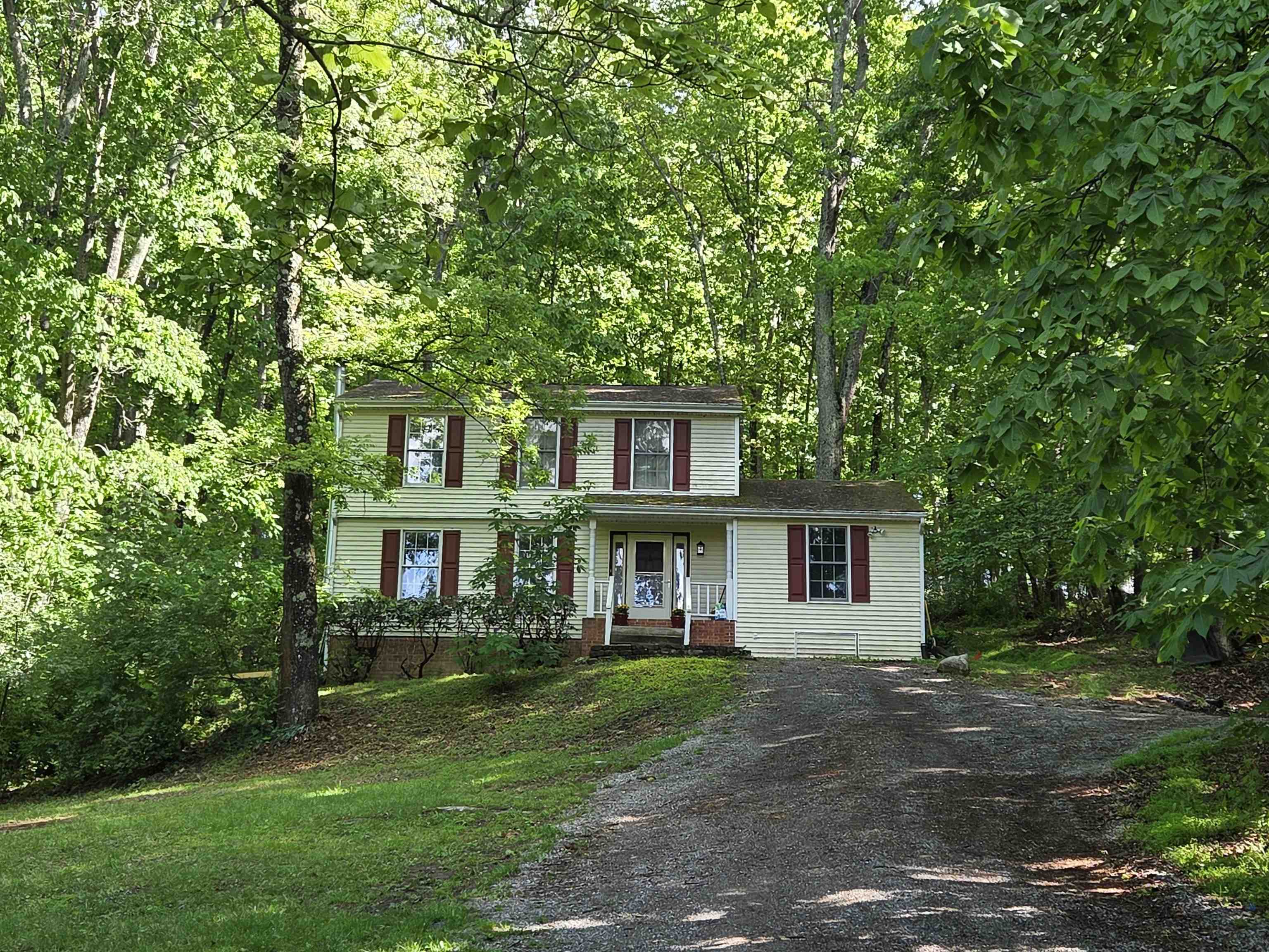 7498 James Way Radford VA 24141