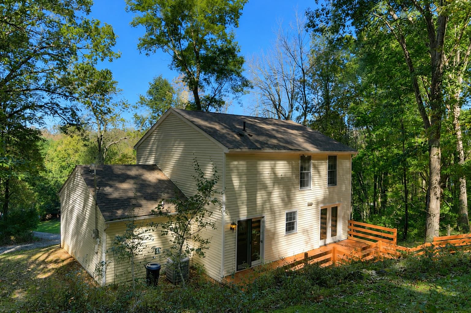 7498 James Way Radford VA 24141