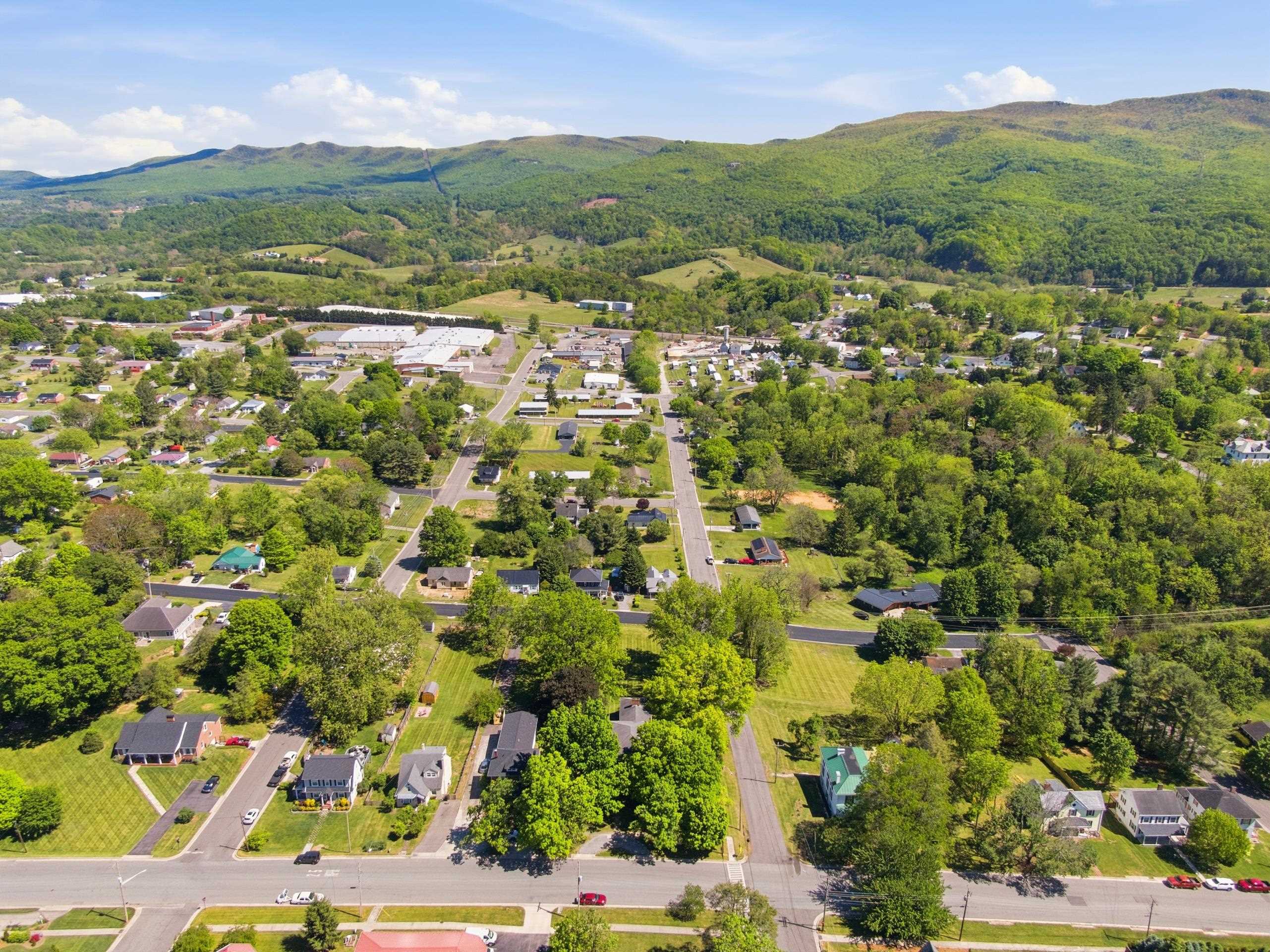 205 E Withers Road Wytheville VA 24382