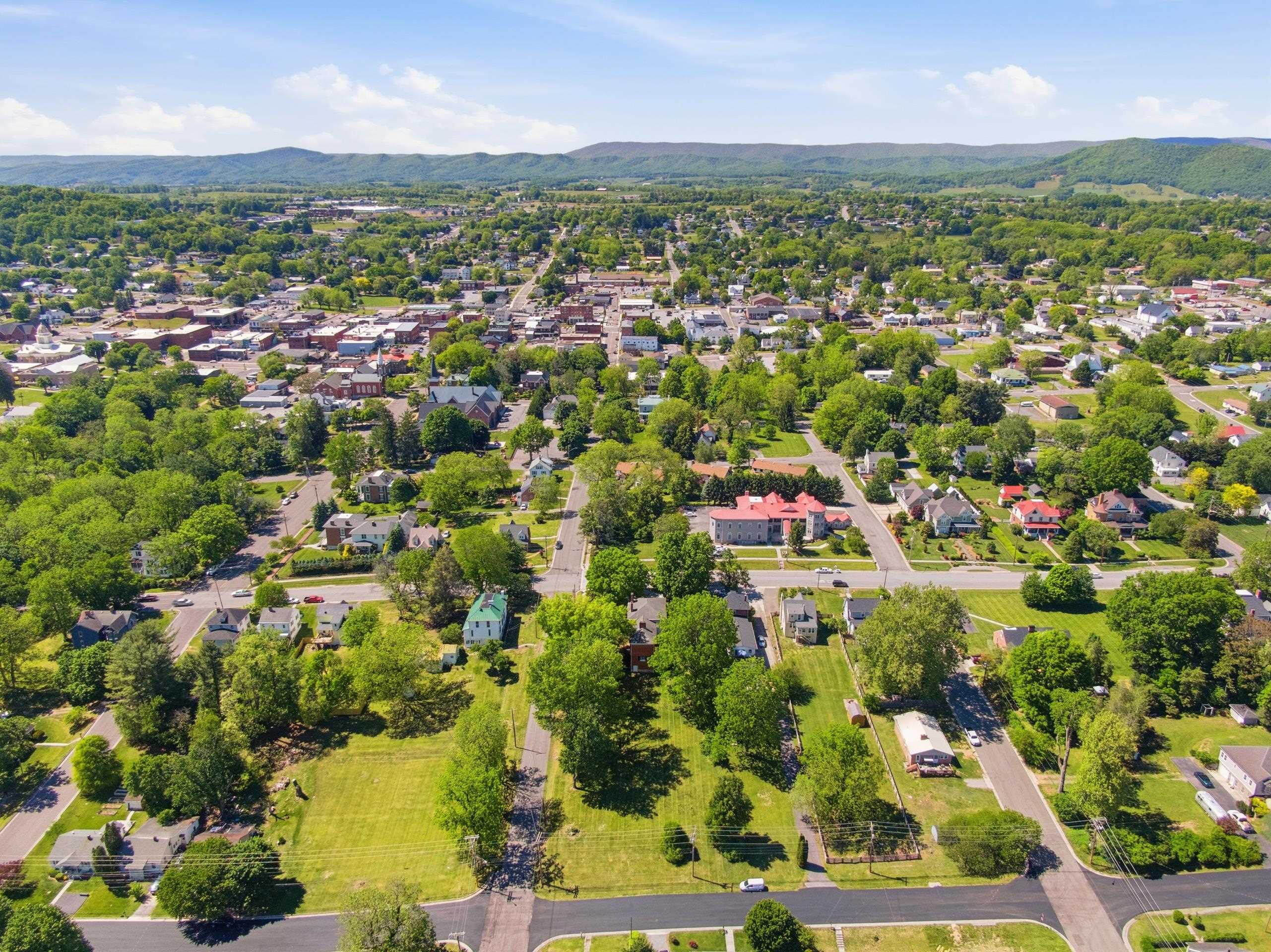 205 E Withers Road Wytheville VA 24382
