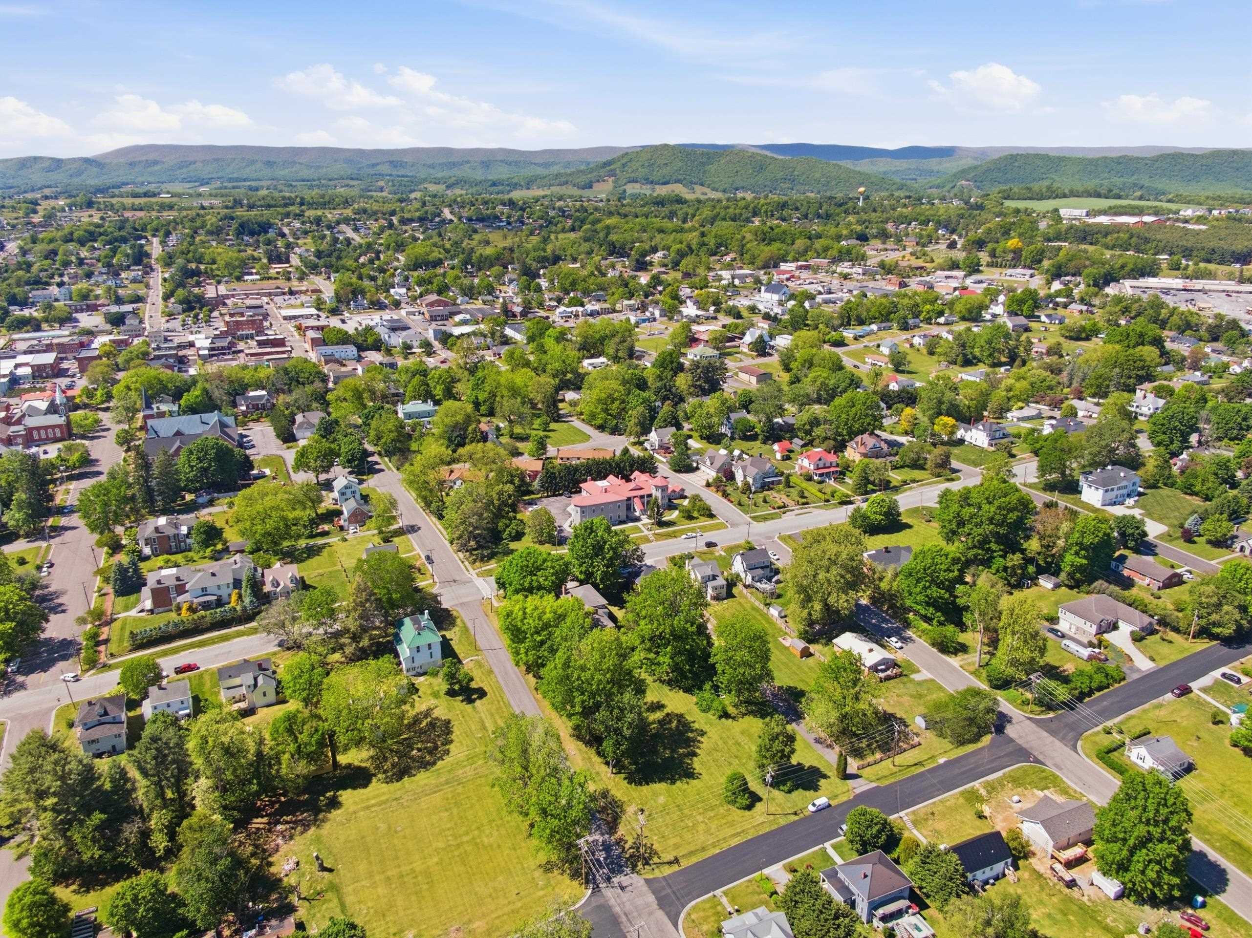 205 E Withers Road Wytheville VA 24382