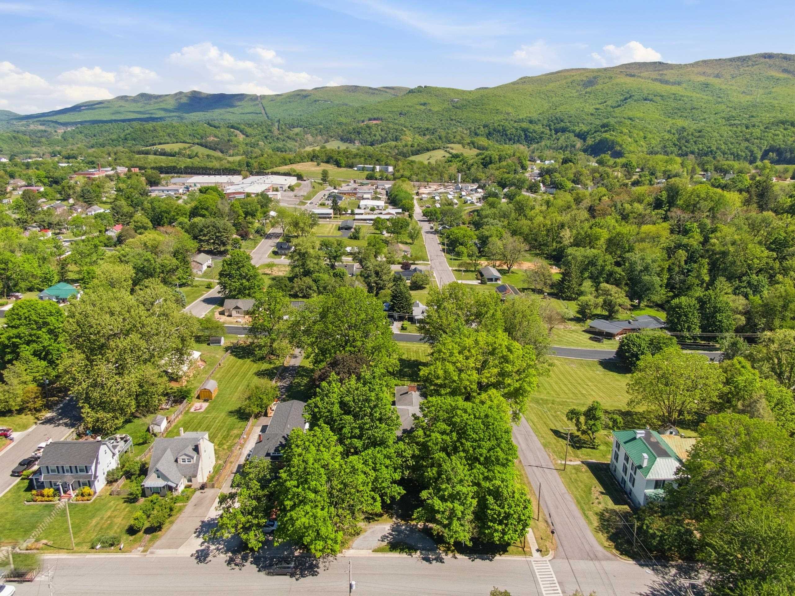 205 E Withers Road Wytheville VA 24382
