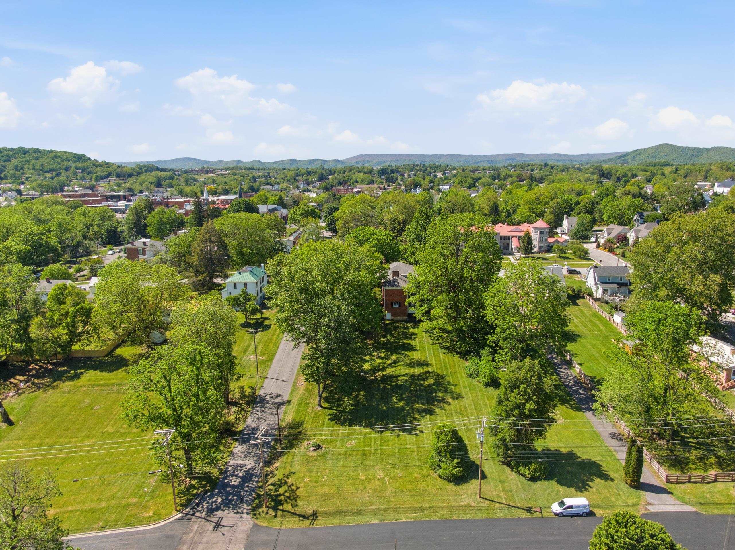 205 E Withers Road Wytheville VA 24382
