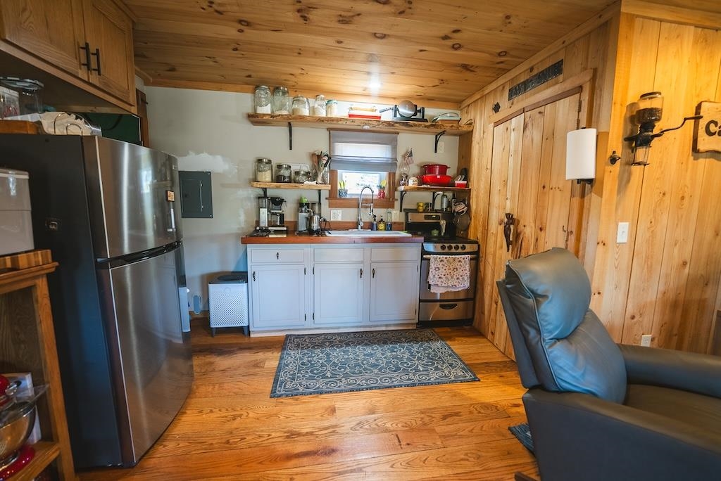 2038 Pilot View Drive Hillsville VA 24343