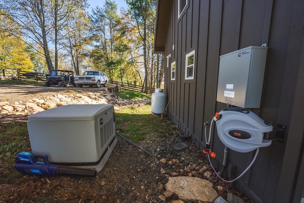 2038 Pilot View Drive Hillsville VA 24343