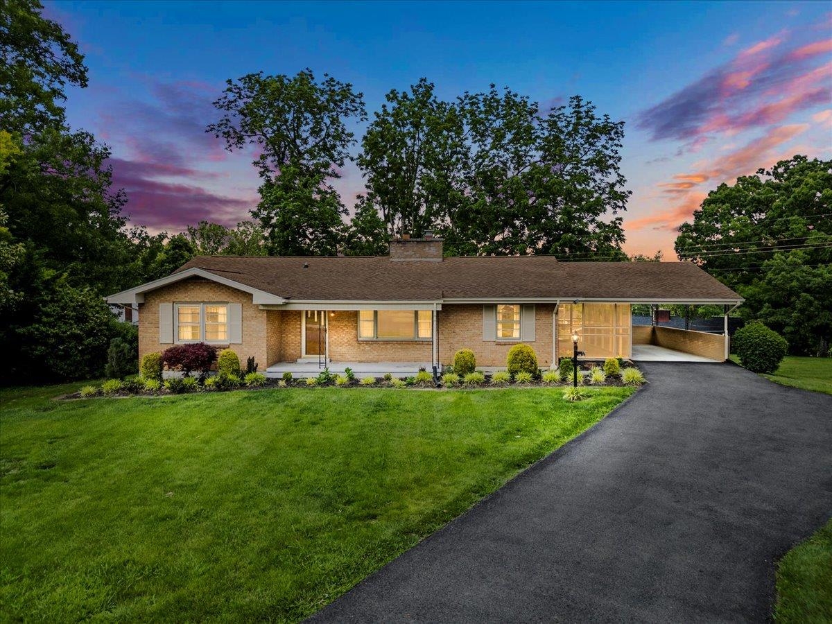 1612 Claremont Court Pulaski VA 24301