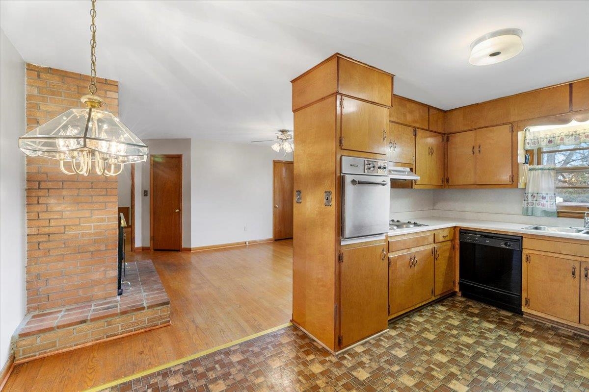 1612 Claremont Court Pulaski VA 24301