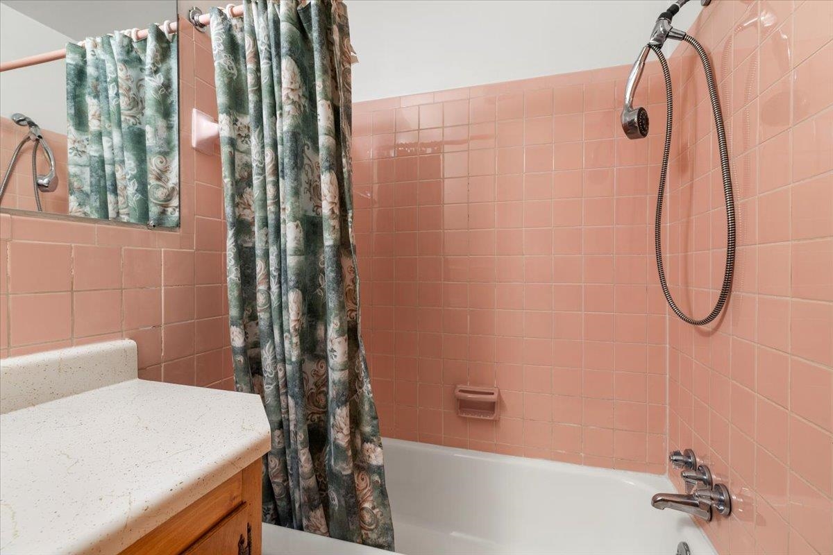 1612 Claremont Court Pulaski VA 24301