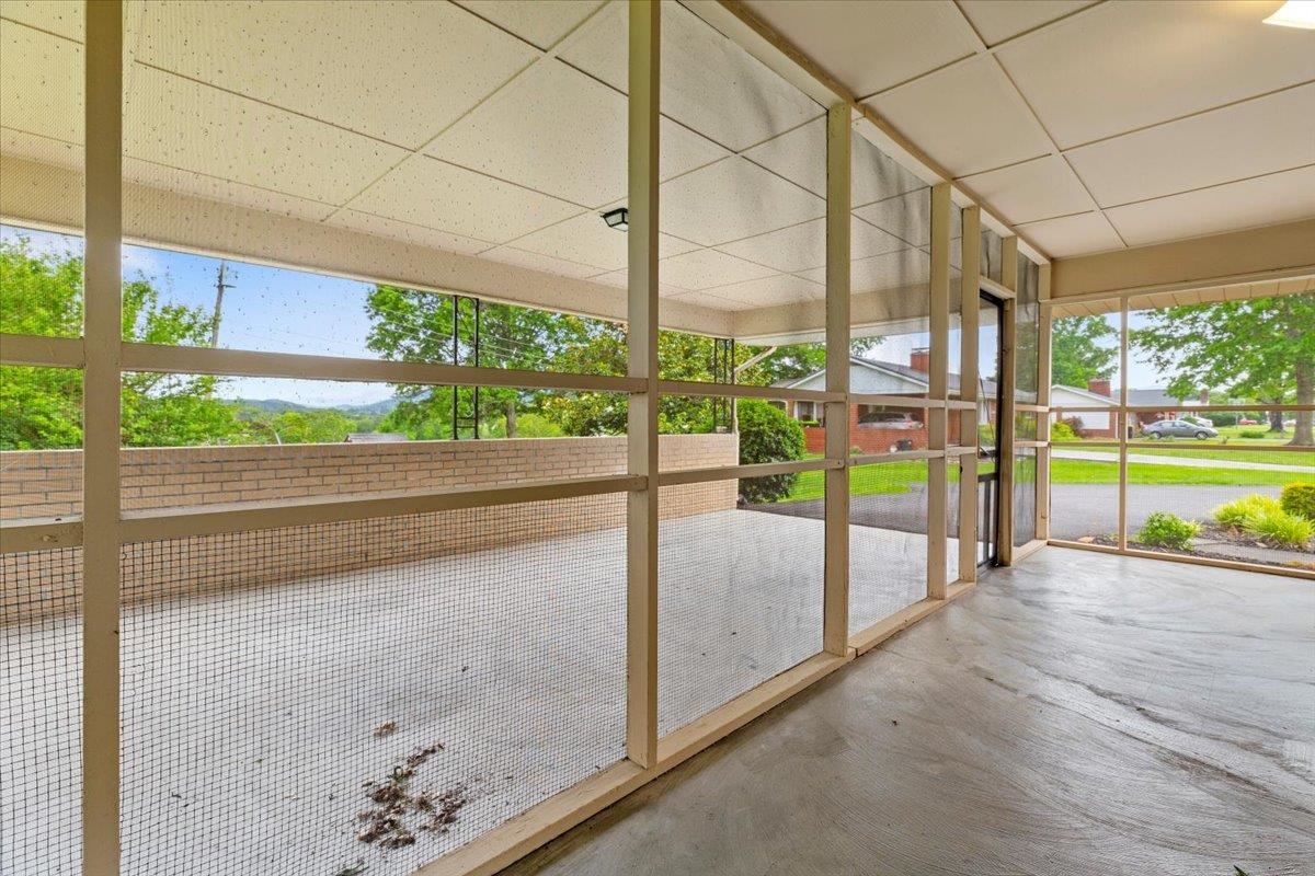 1612 Claremont Court Pulaski VA 24301