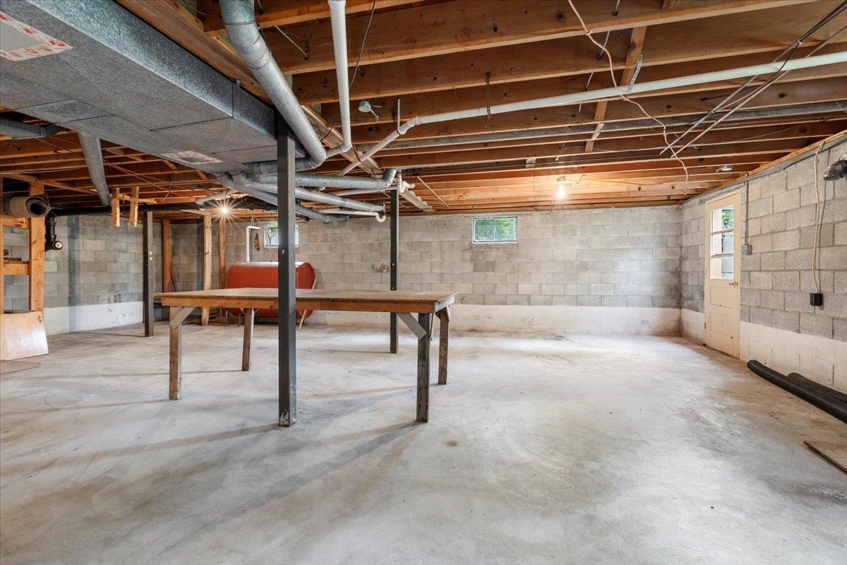 1612 Claremont Court Pulaski VA 24301