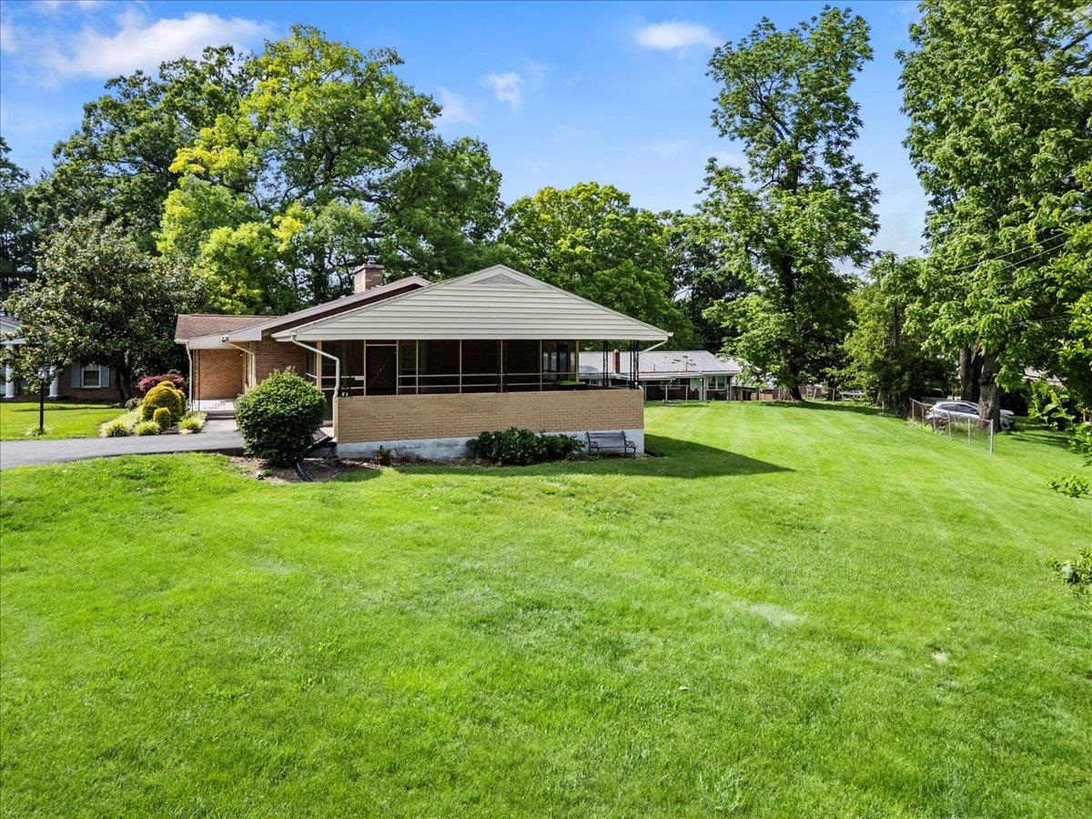 1612 Claremont Court Pulaski VA 24301