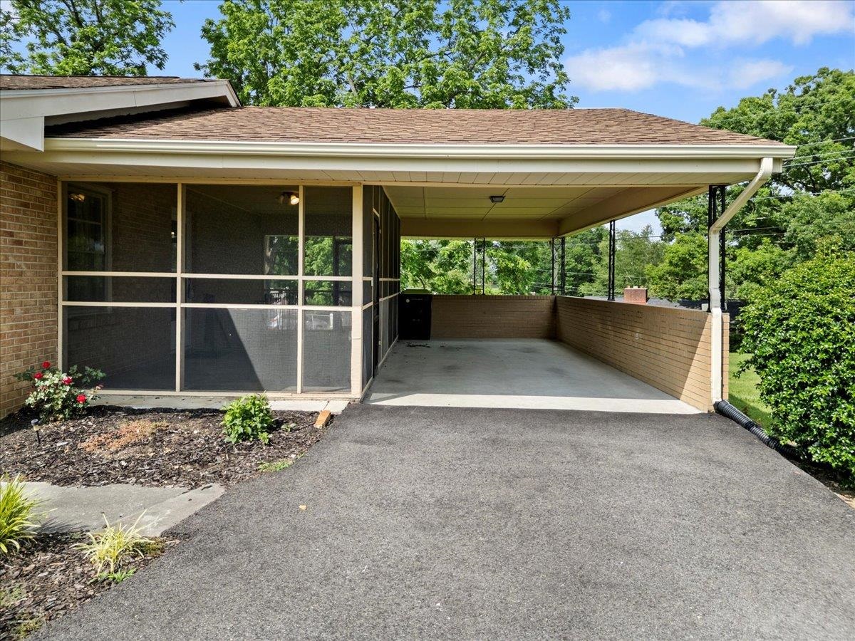 1612 Claremont Court Pulaski VA 24301