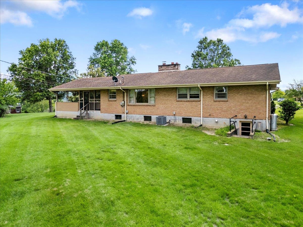 1612 Claremont Court Pulaski VA 24301