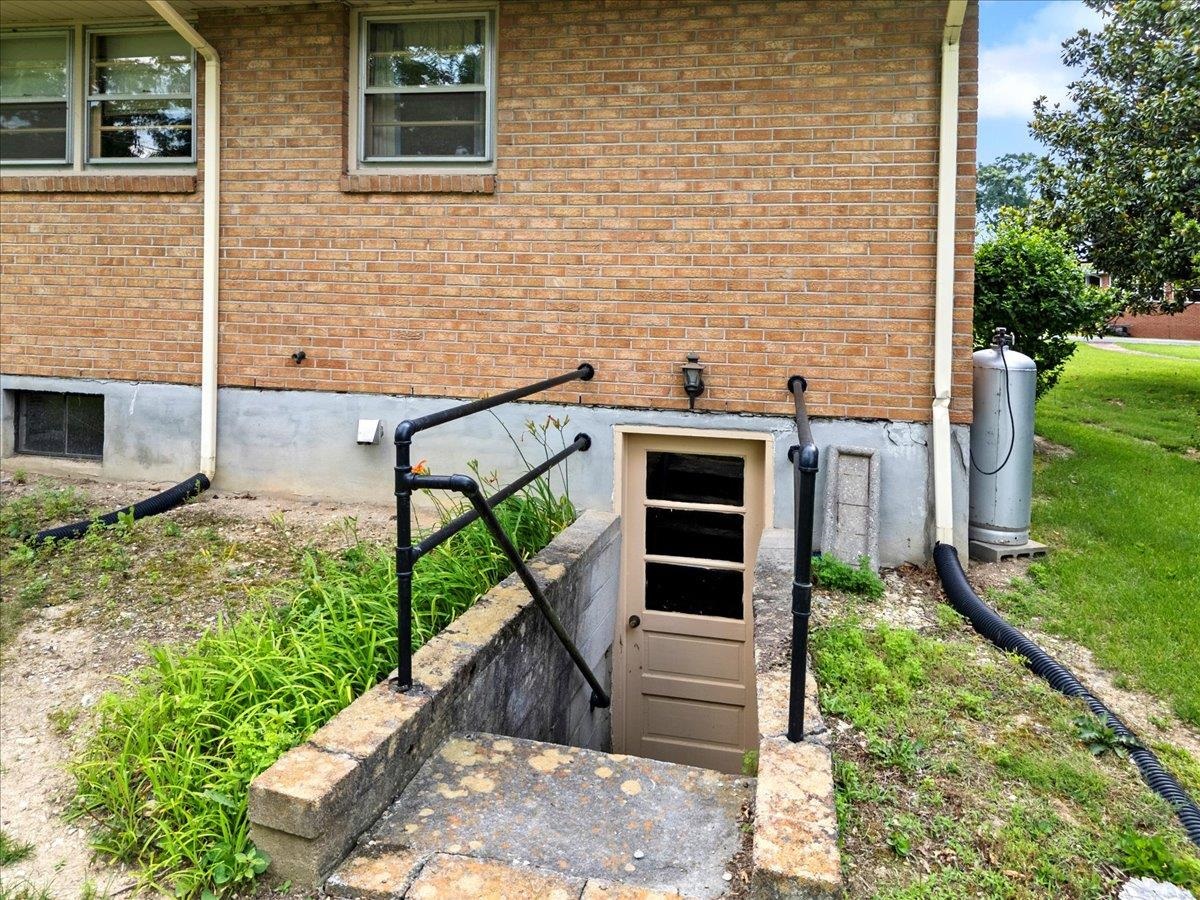 1612 Claremont Court Pulaski VA 24301