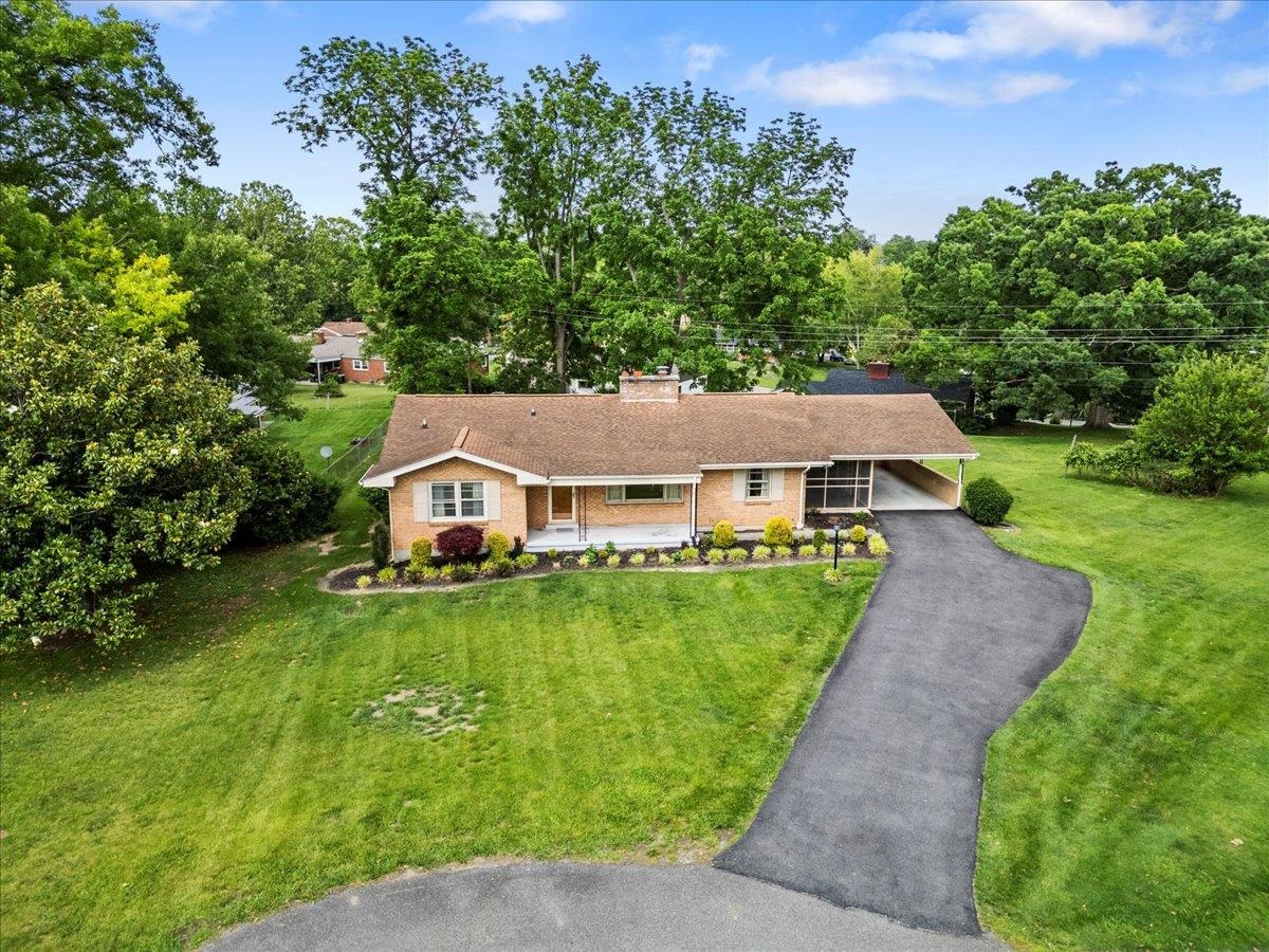 1612 Claremont Court Pulaski VA 24301