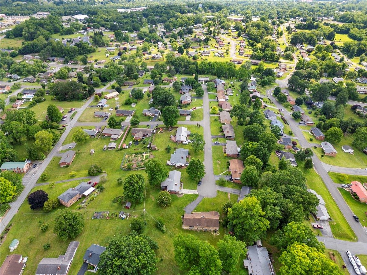 1612 Claremont Court Pulaski VA 24301