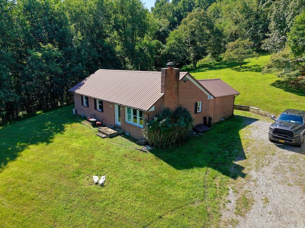 3594 Bethlehem Church Road Pilot VA 24138