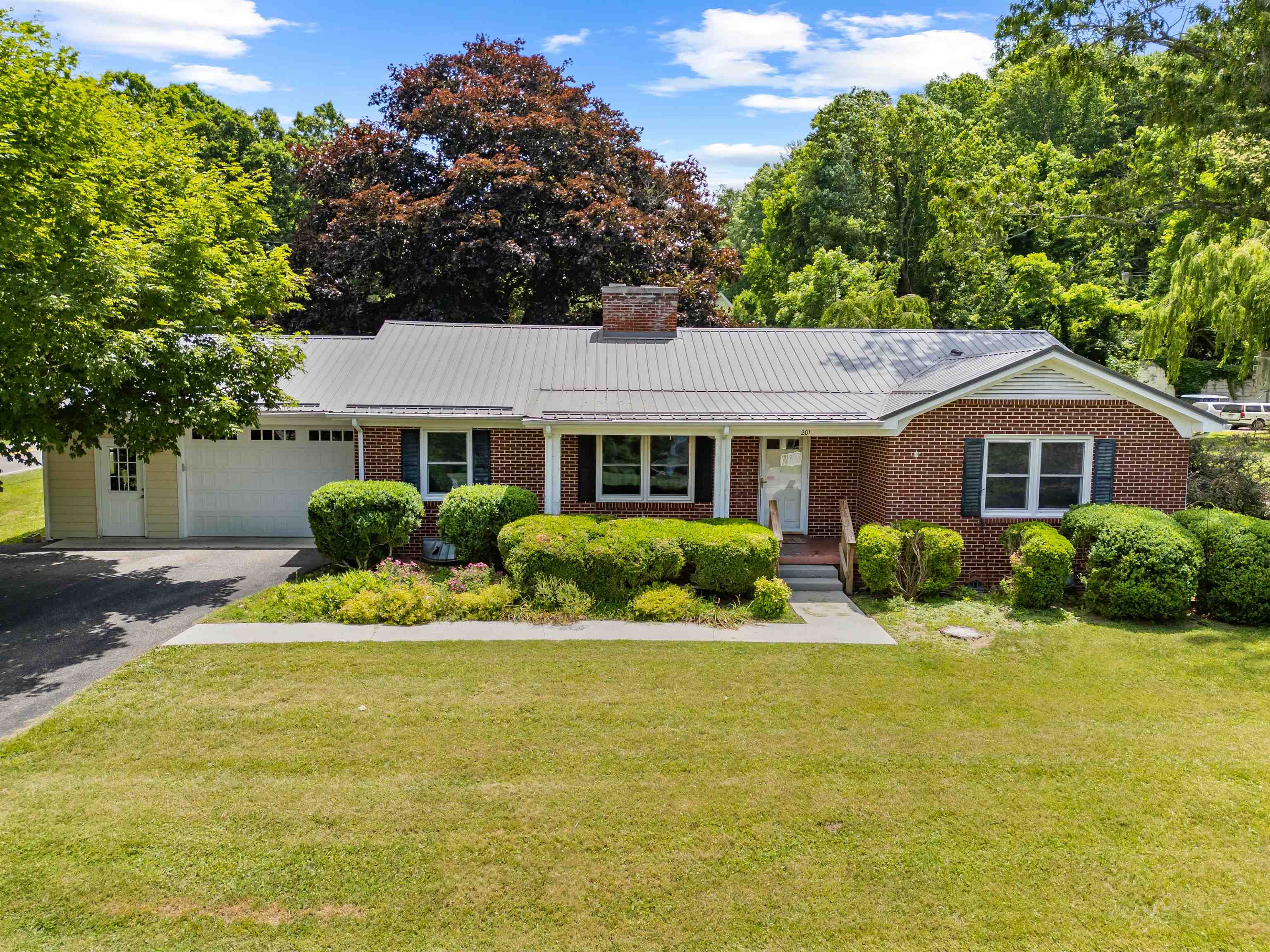 201 Woods Gap Road Floyd VA 24091