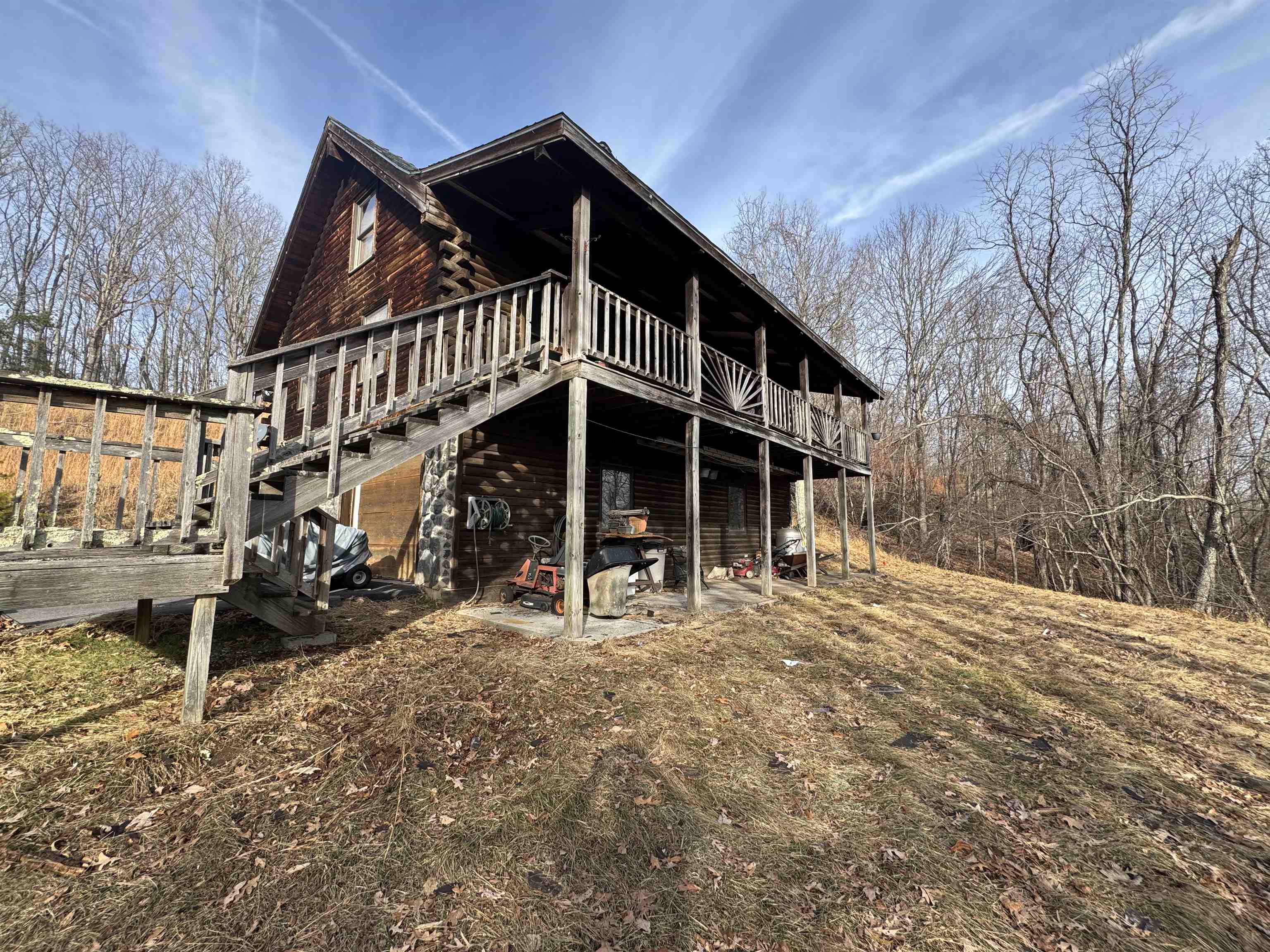 1212 Eagle View Drive NE Pilot VA 24138