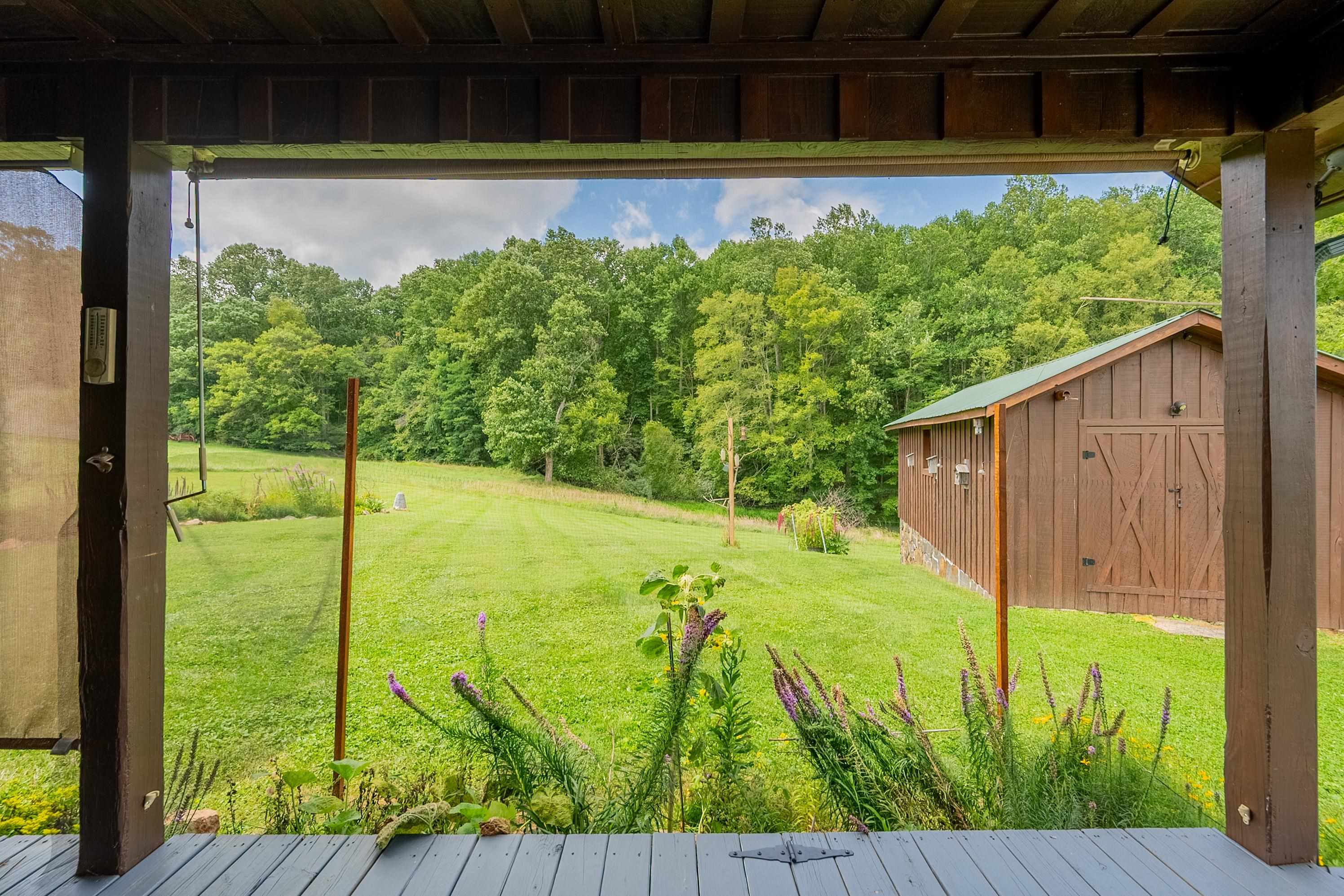 130 Volunteer Road Hillsville VA 24343