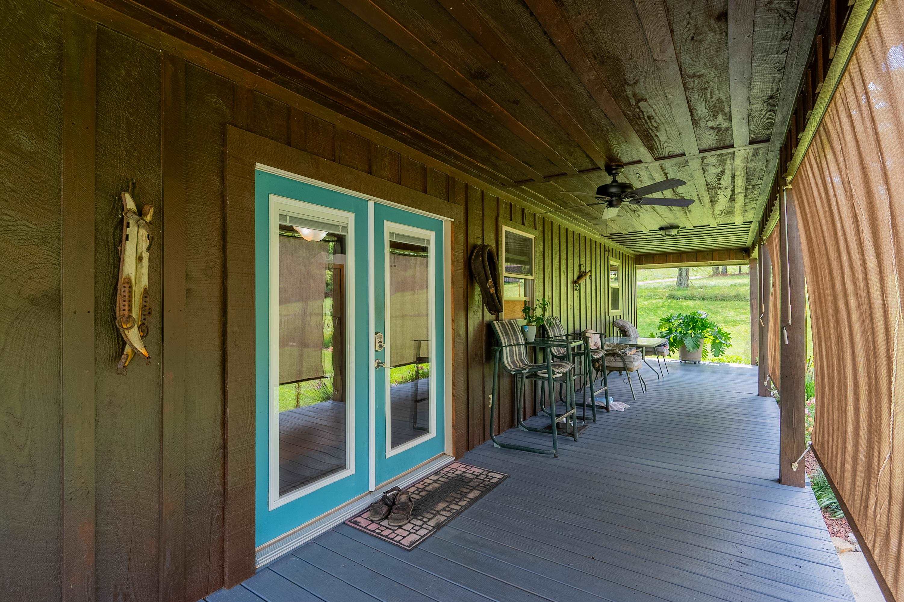 130 Volunteer Road Hillsville VA 24343
