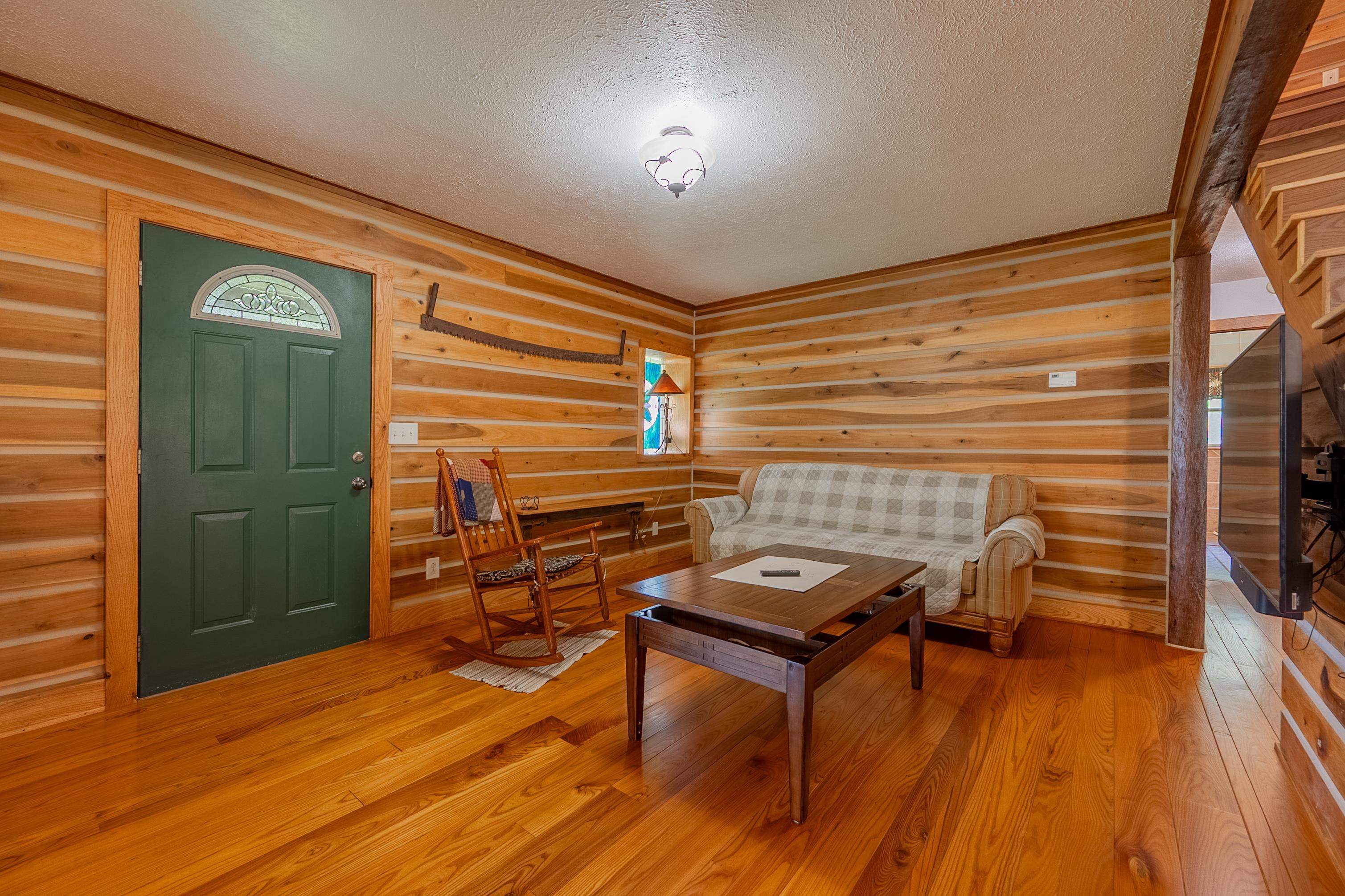 130 Volunteer Road Hillsville VA 24343