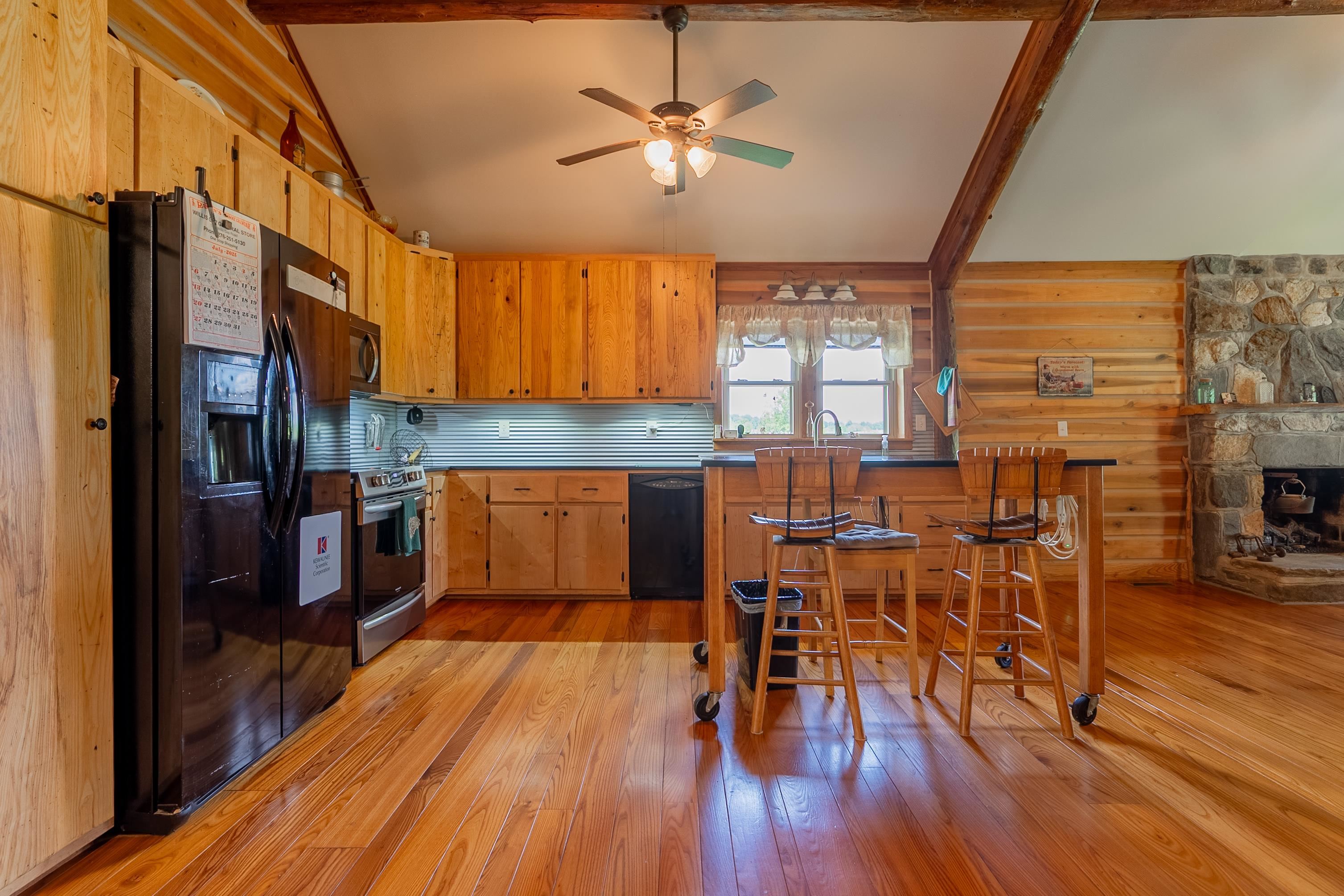 130 Volunteer Road Hillsville VA 24343