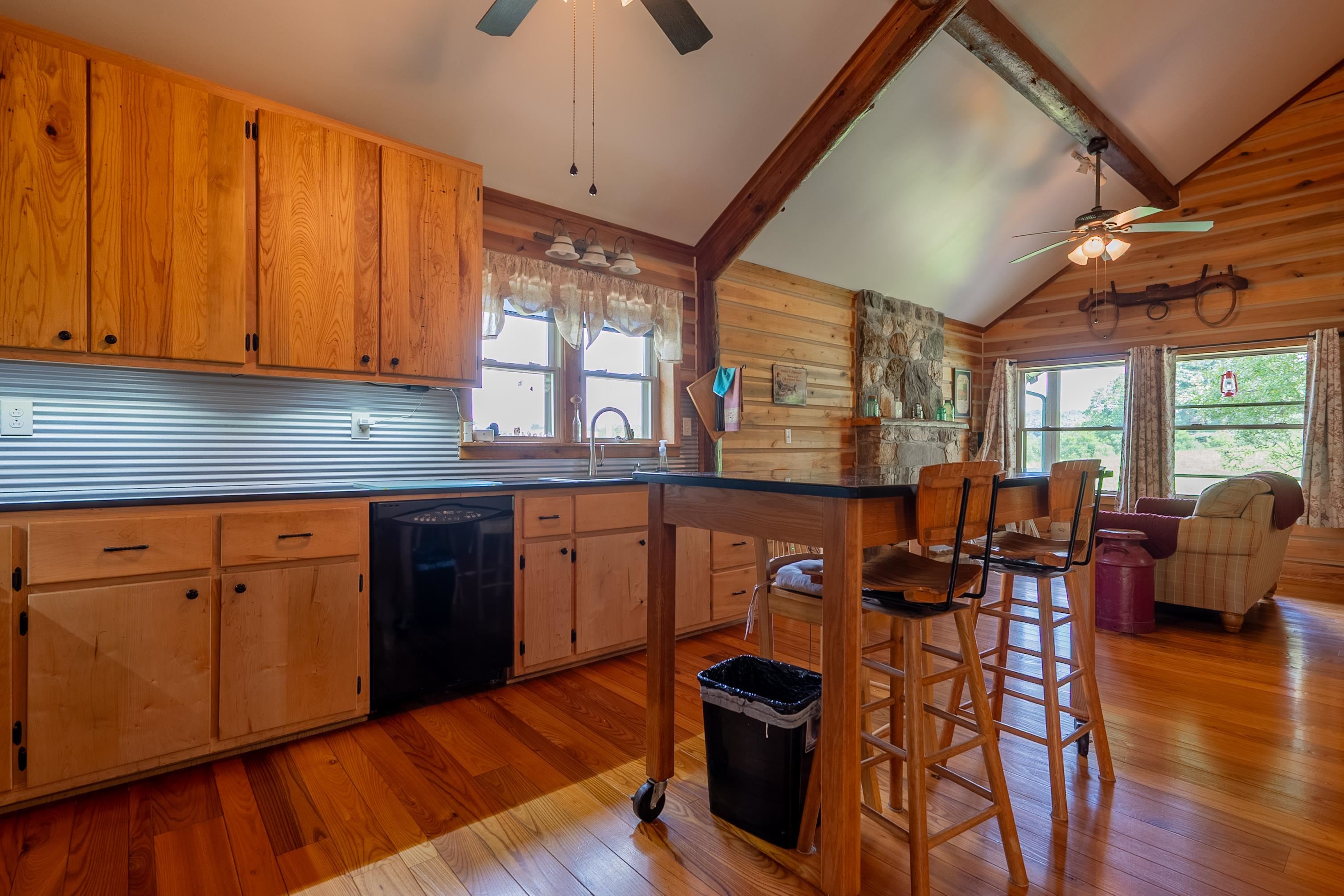 130 Volunteer Road Hillsville VA 24343
