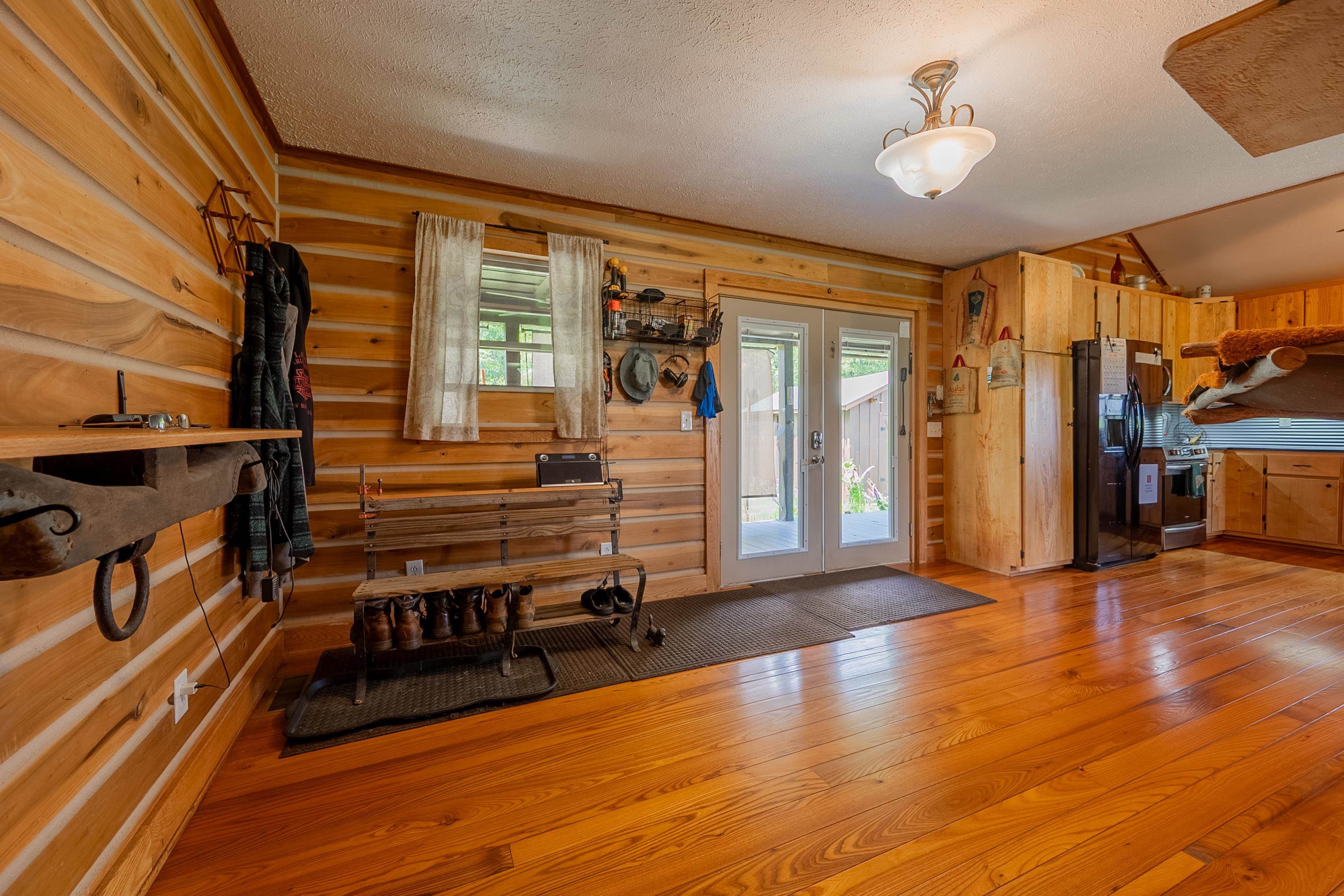 130 Volunteer Road Hillsville VA 24343