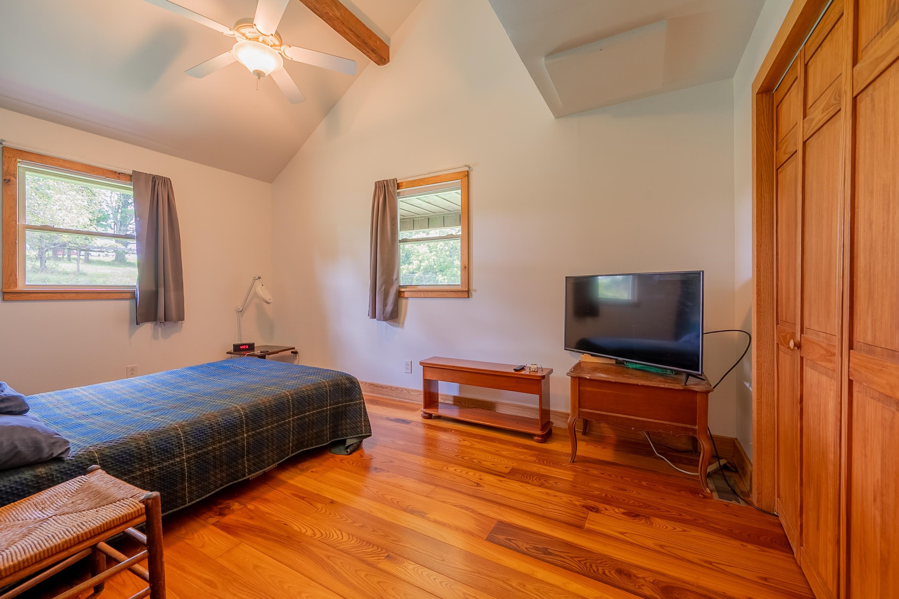 130 Volunteer Road Hillsville VA 24343