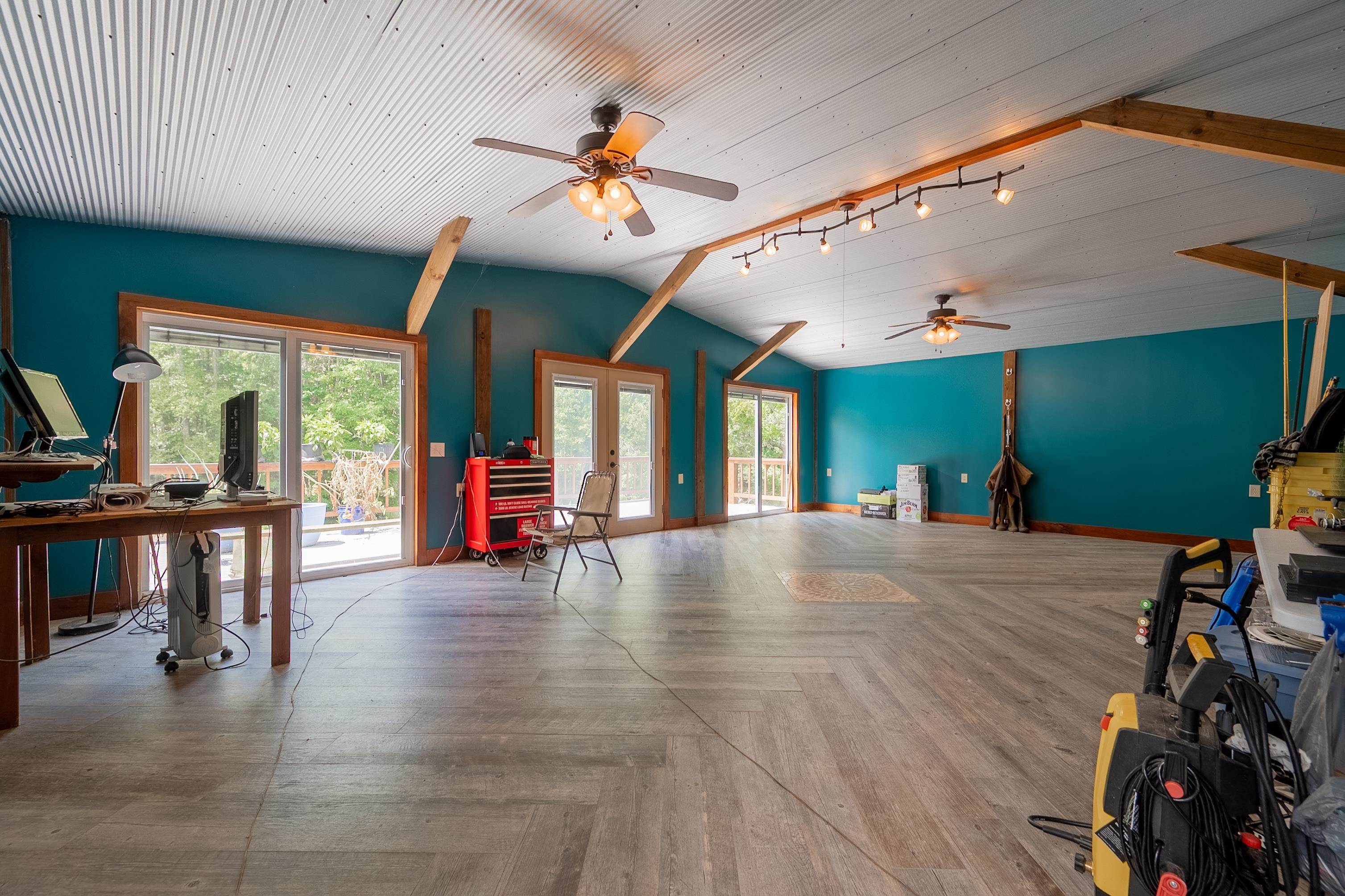 130 Volunteer Road Hillsville VA 24343